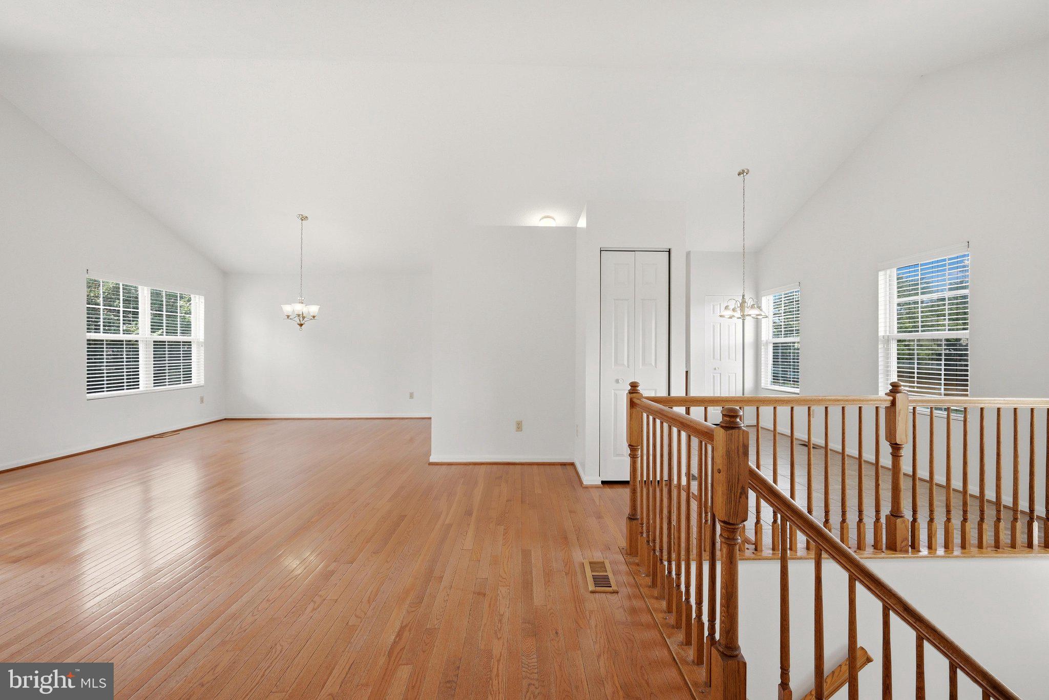 123 FAIRFAX DRIVE
