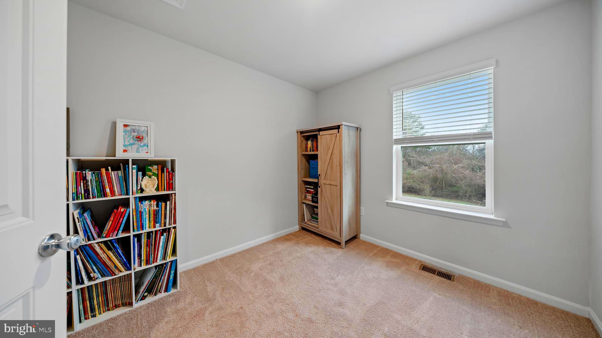 SPRING VILLAGE - Residential