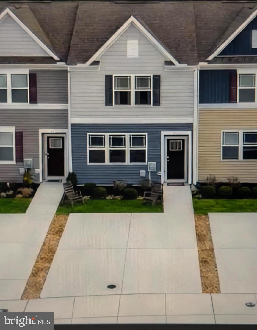 SPRING VILLAGE - Residential