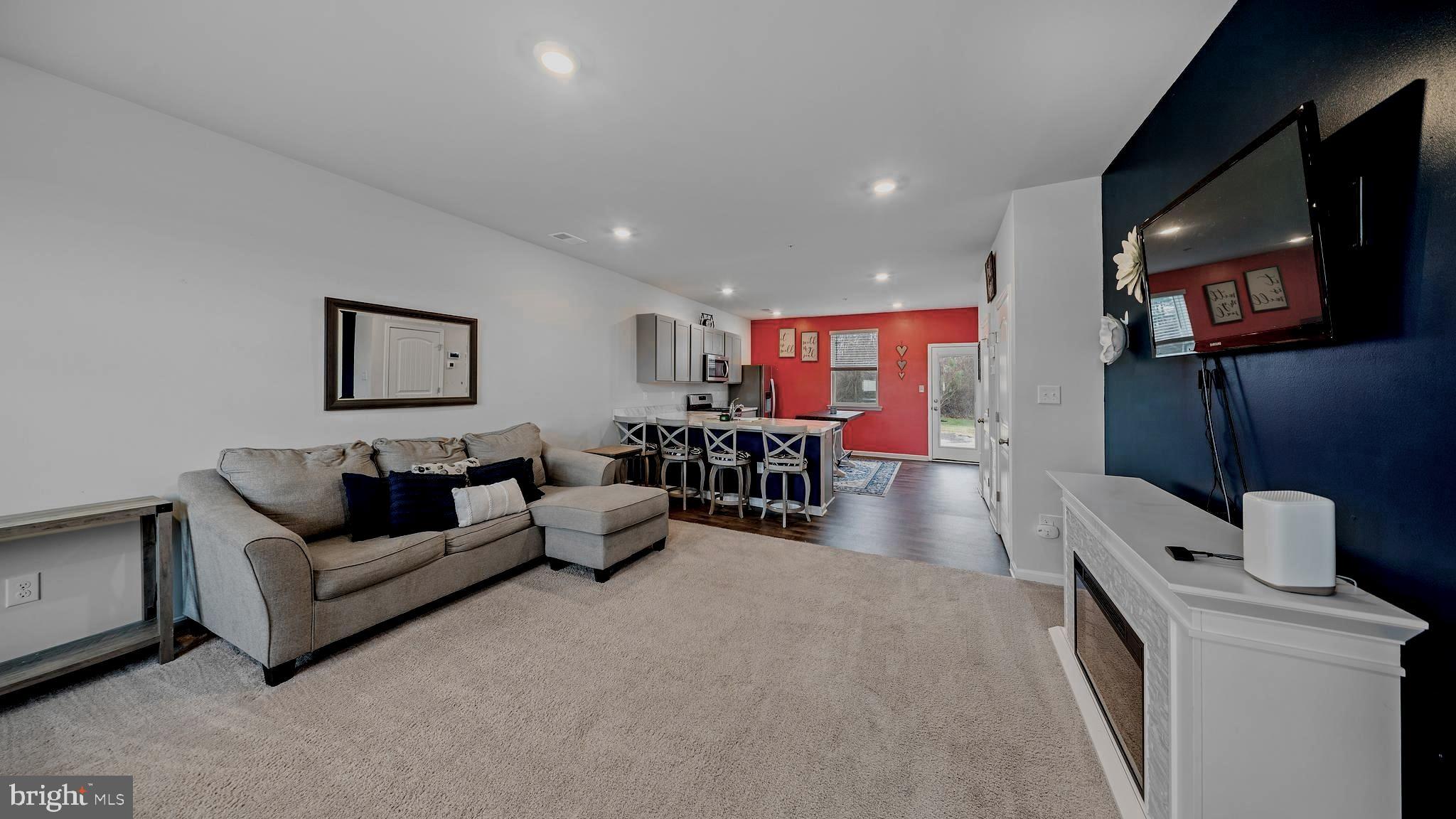 SPRING VILLAGE - Residential