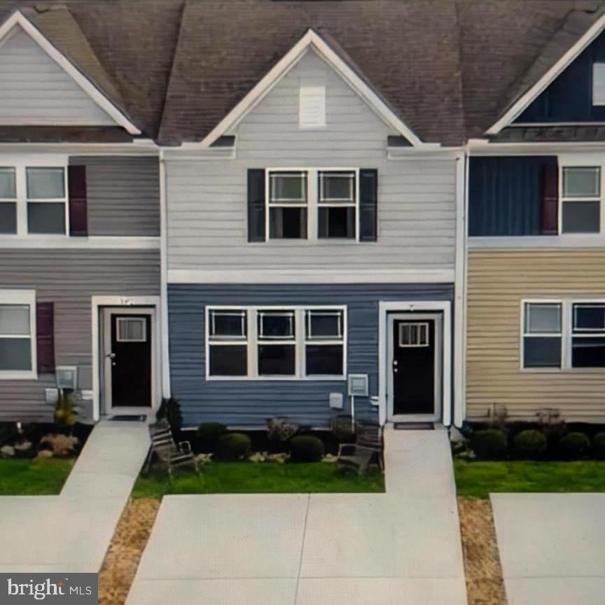 SPRING VILLAGE - Residential