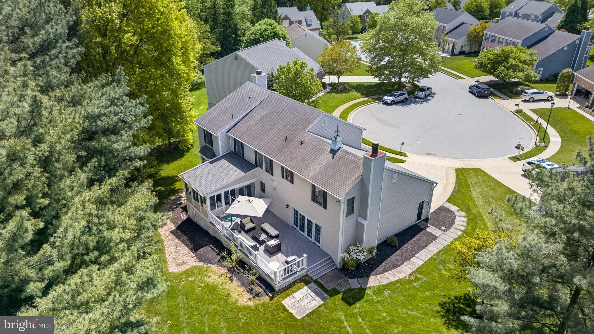 LUTHERVILLE - Residential