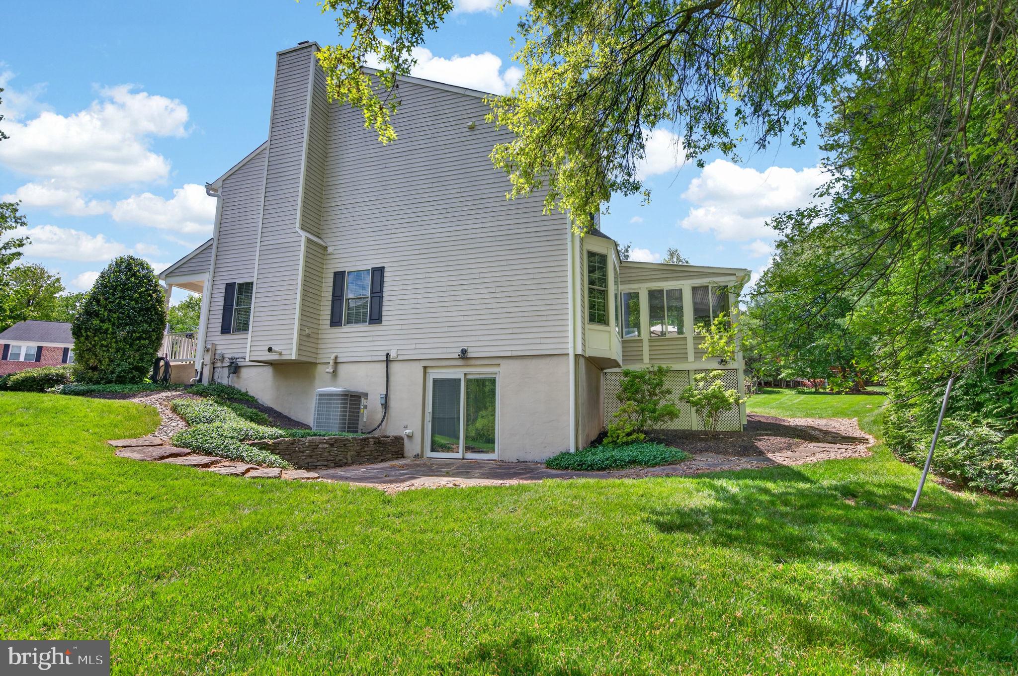 LUTHERVILLE - Residential