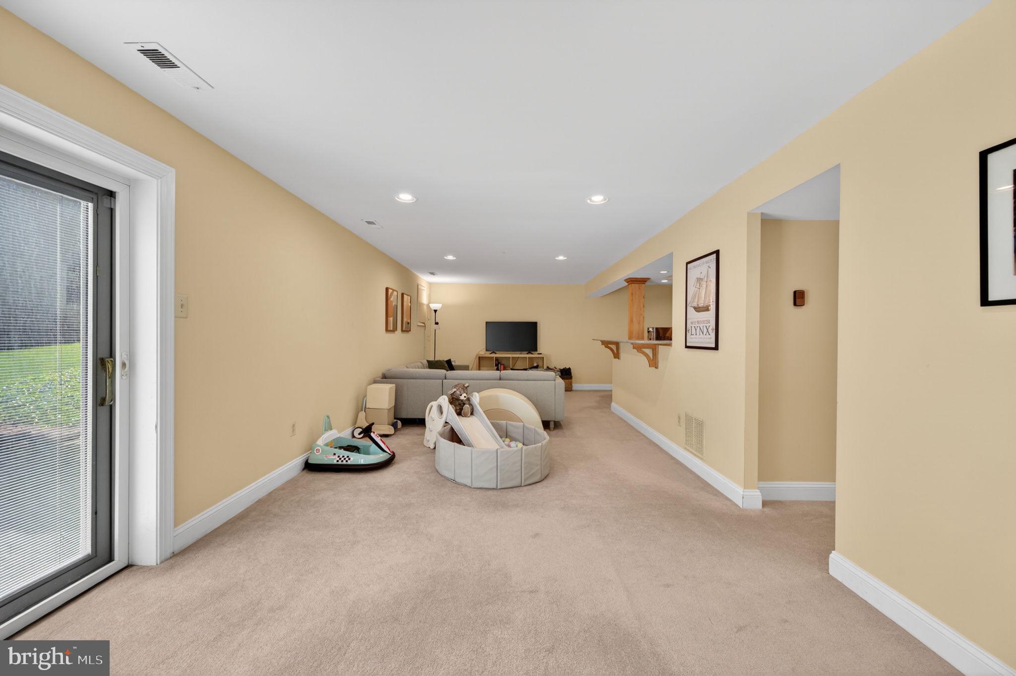 LUTHERVILLE - Residential
