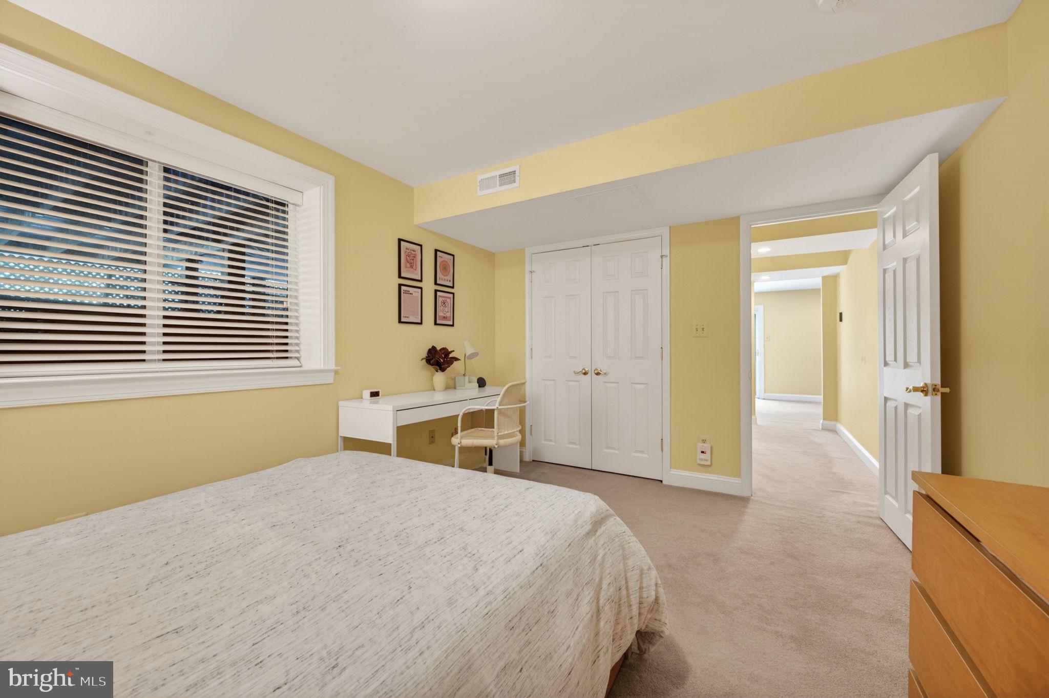 LUTHERVILLE - Residential