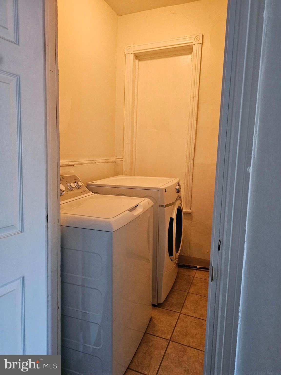 POWELTON VILLAGE - Residential Lease