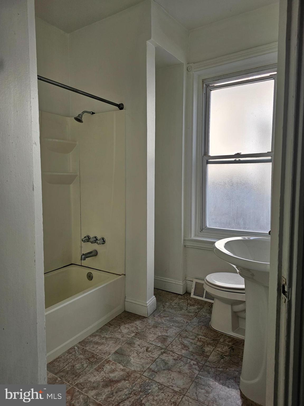 POWELTON VILLAGE - Residential Lease