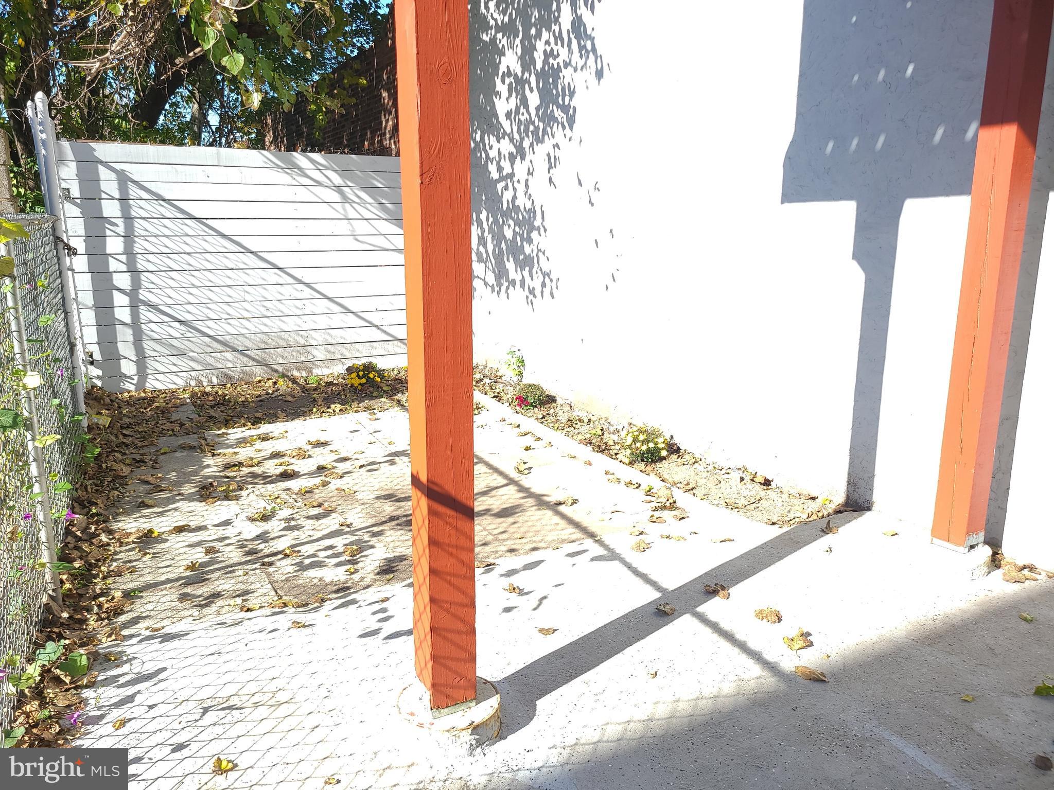 OLDE KENSINGTON - Residential