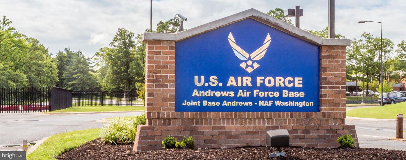 BAY COUNTRY - Residential