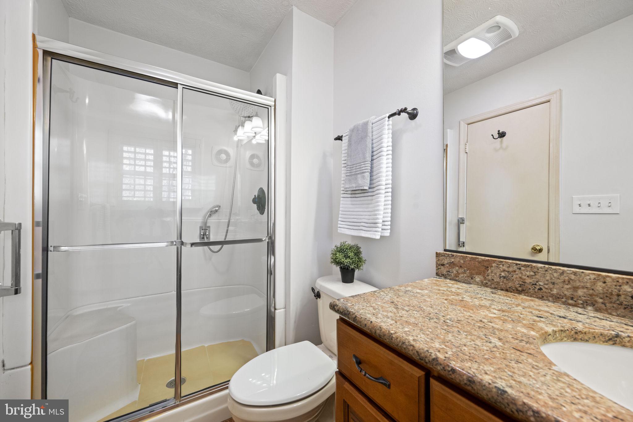 BAY COUNTRY - Residential