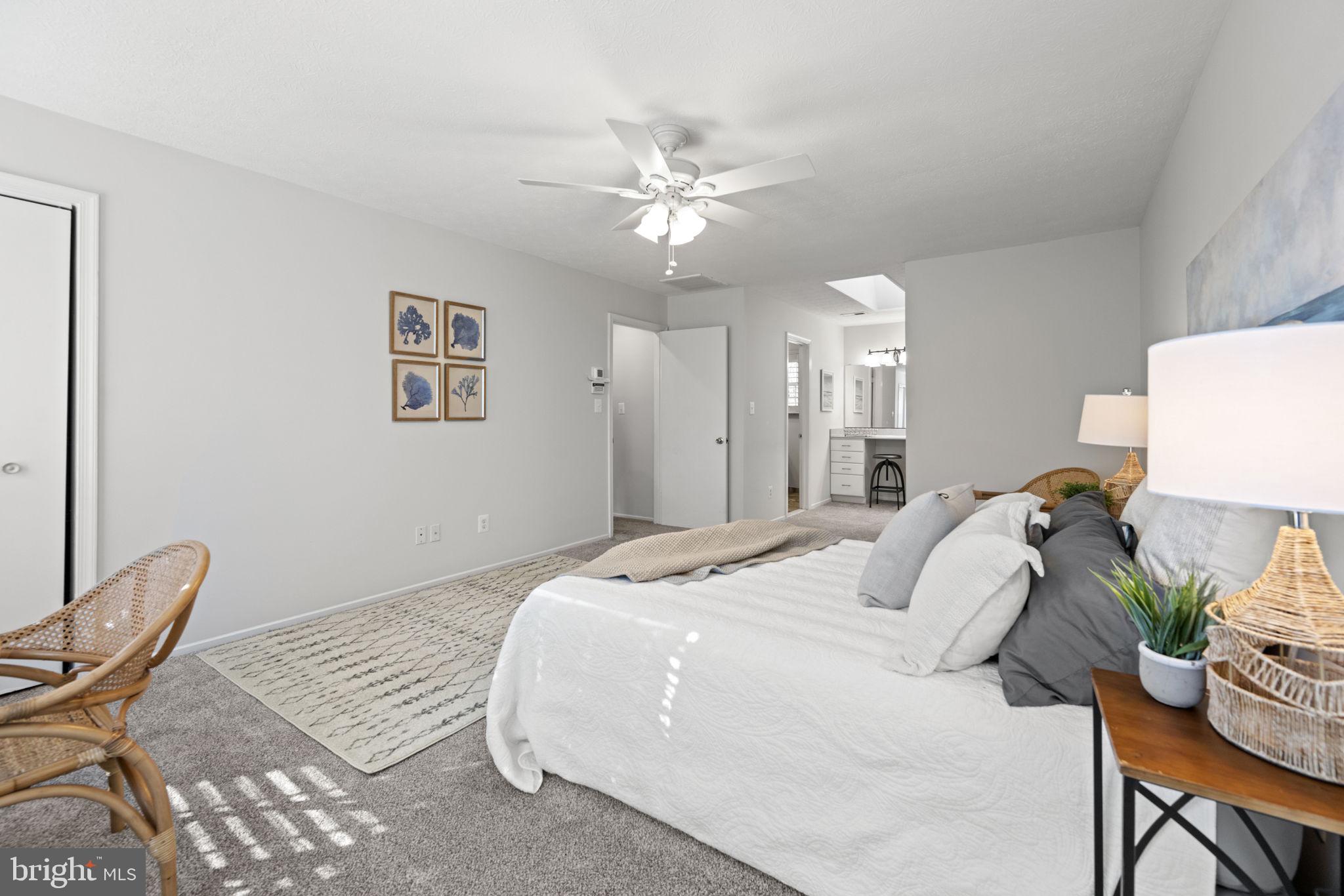 BAY COUNTRY - Residential