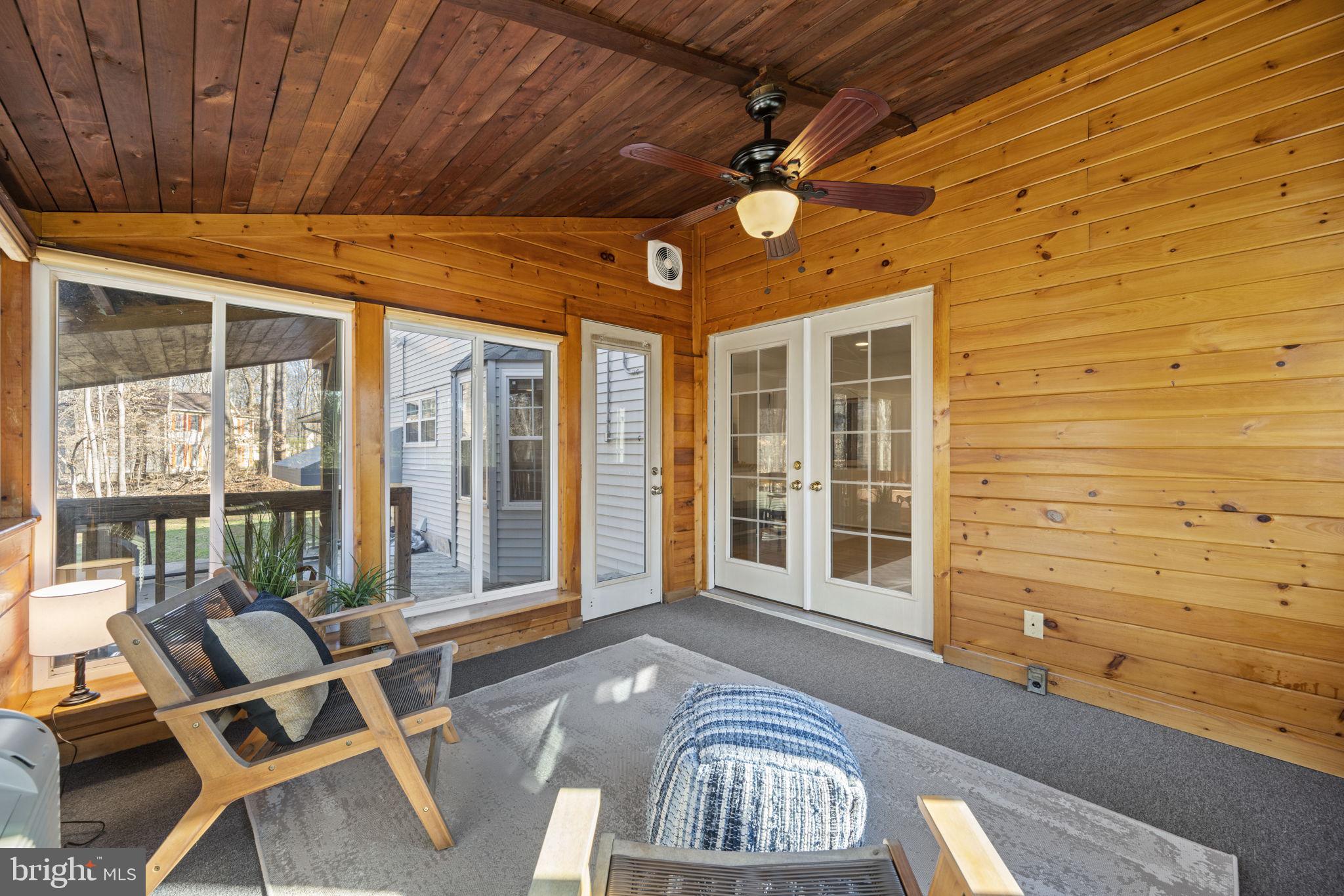 BAY COUNTRY - Residential