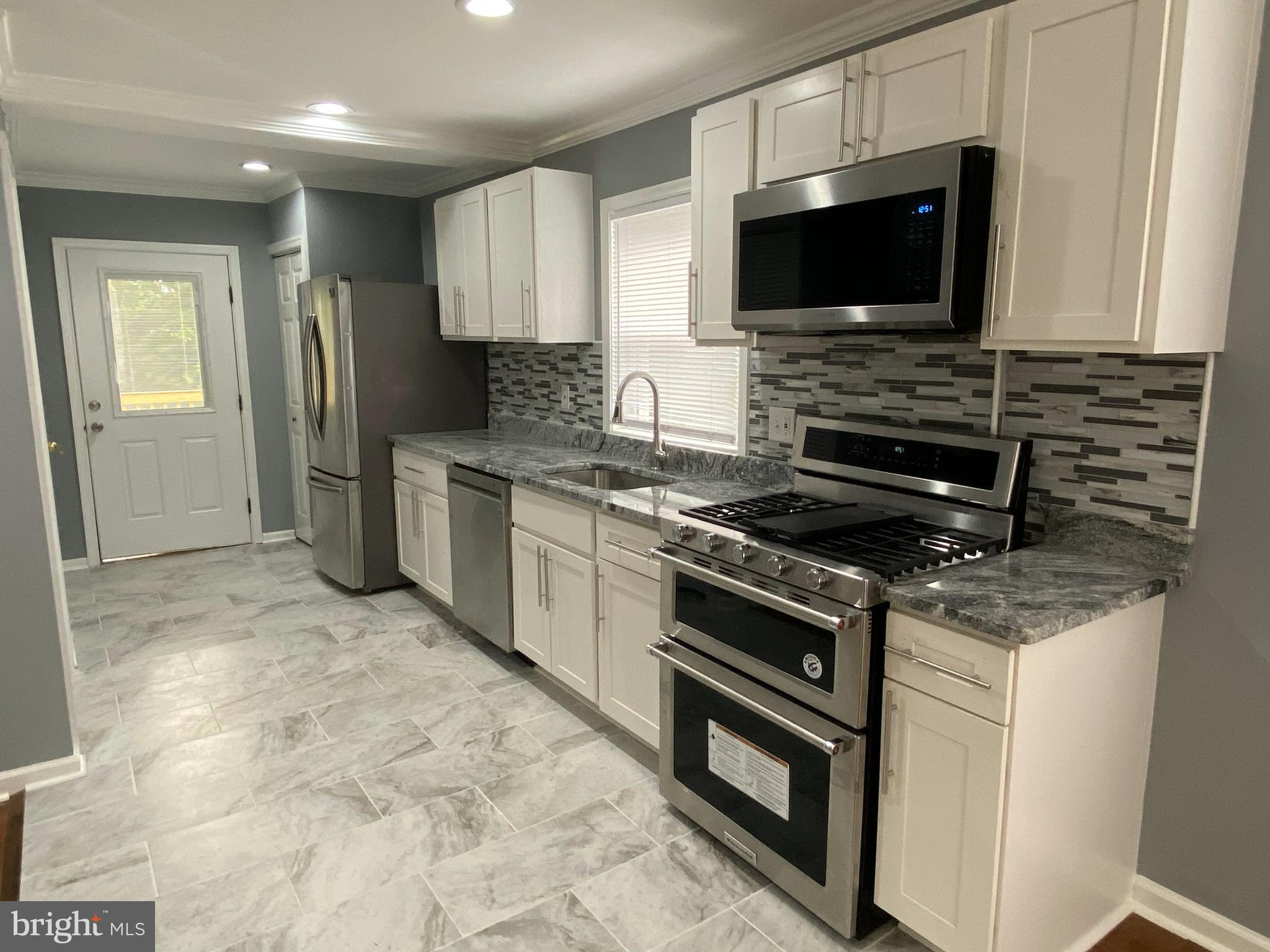 LANDOVER HILLS - Residential Lease