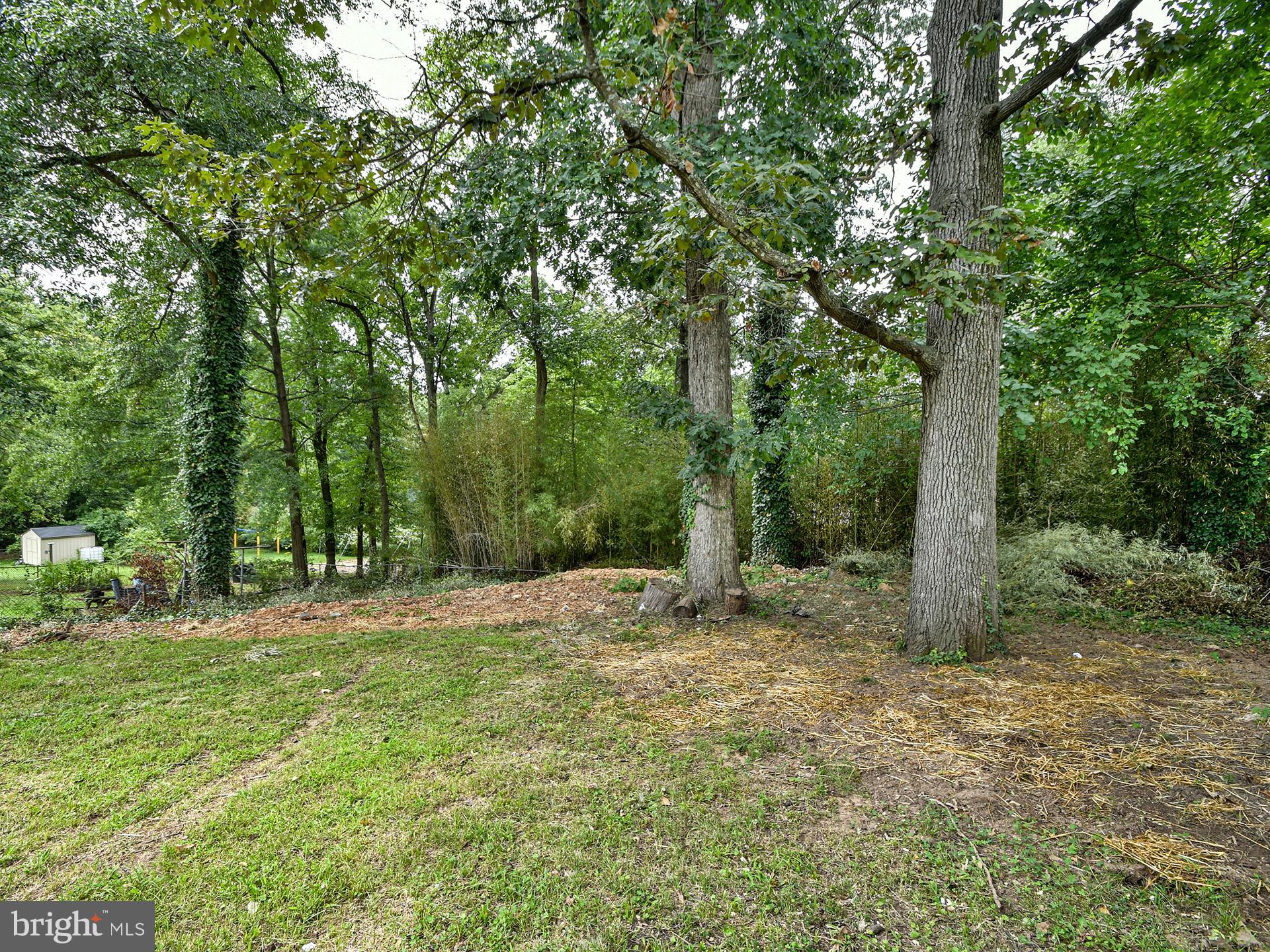 LANDOVER HILLS - Residential Lease