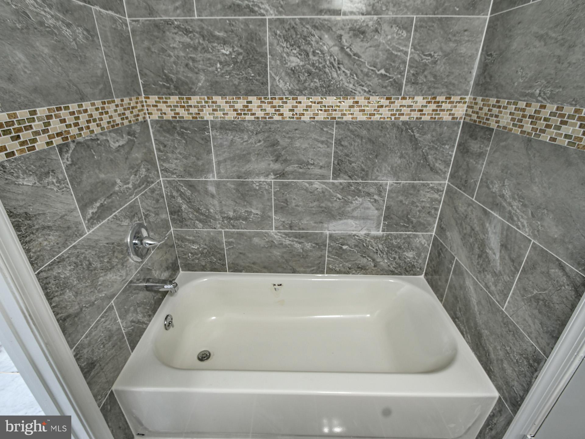 LANDOVER HILLS - Residential Lease