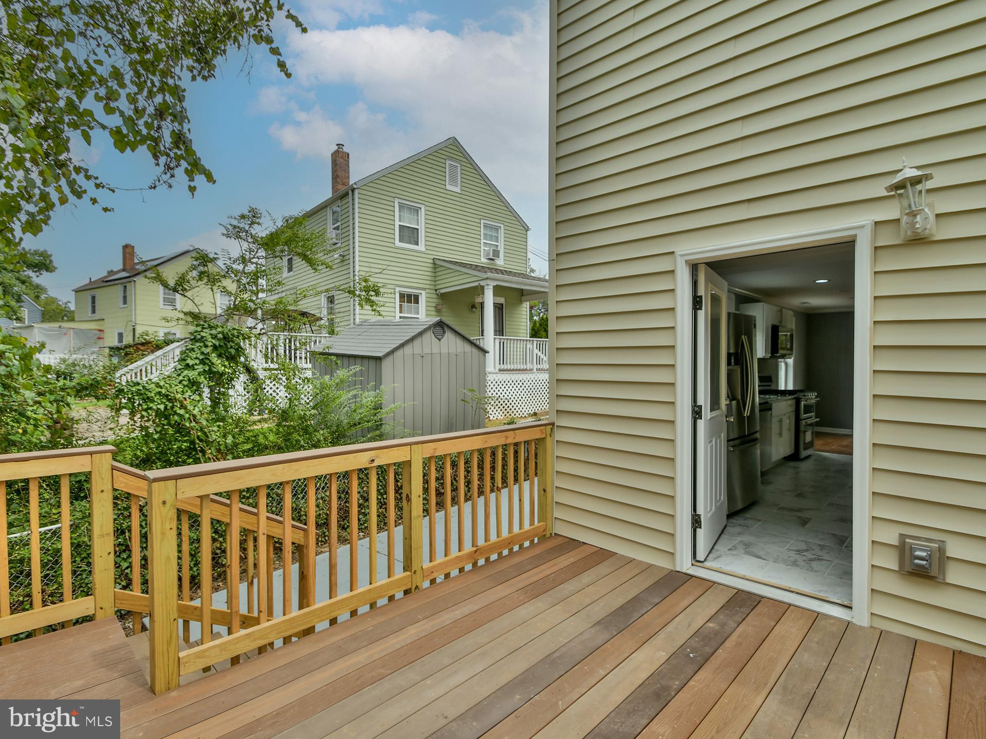 LANDOVER HILLS - Residential Lease