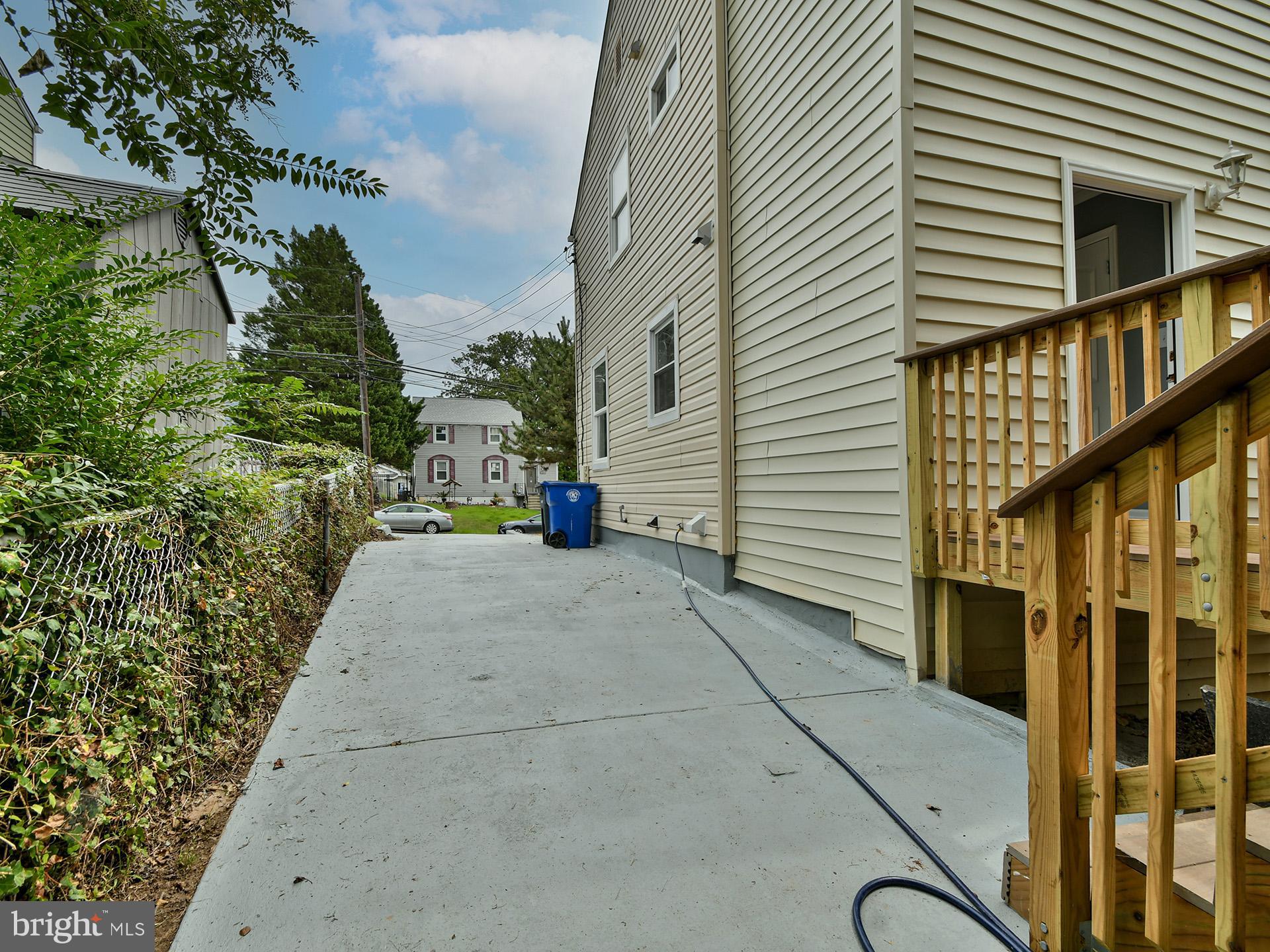 LANDOVER HILLS - Residential Lease