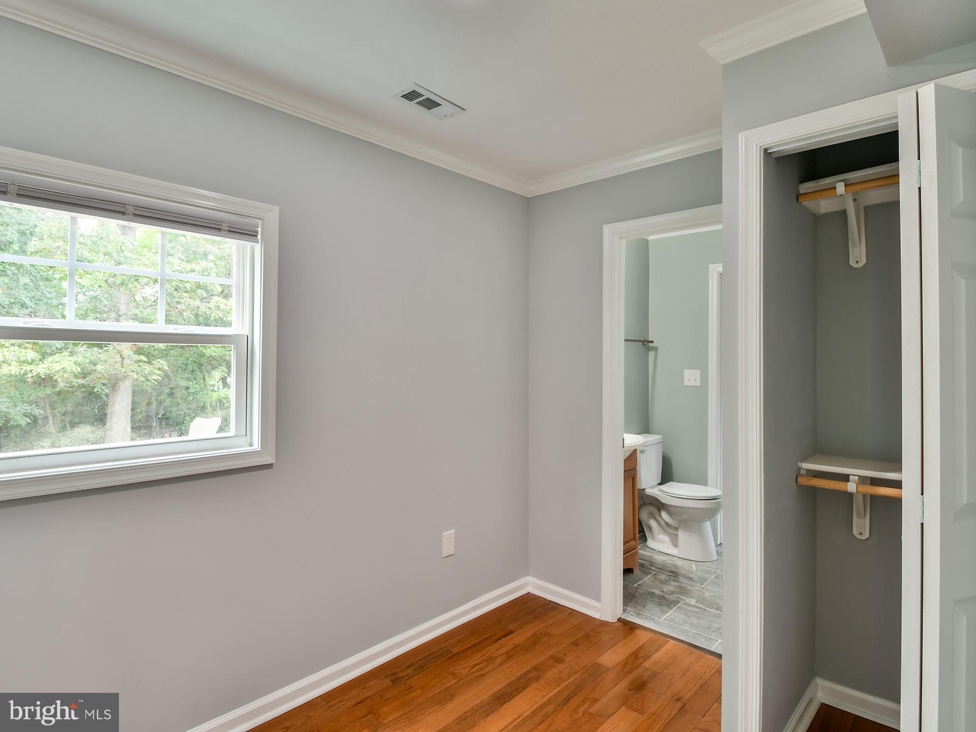 LANDOVER HILLS - Residential Lease