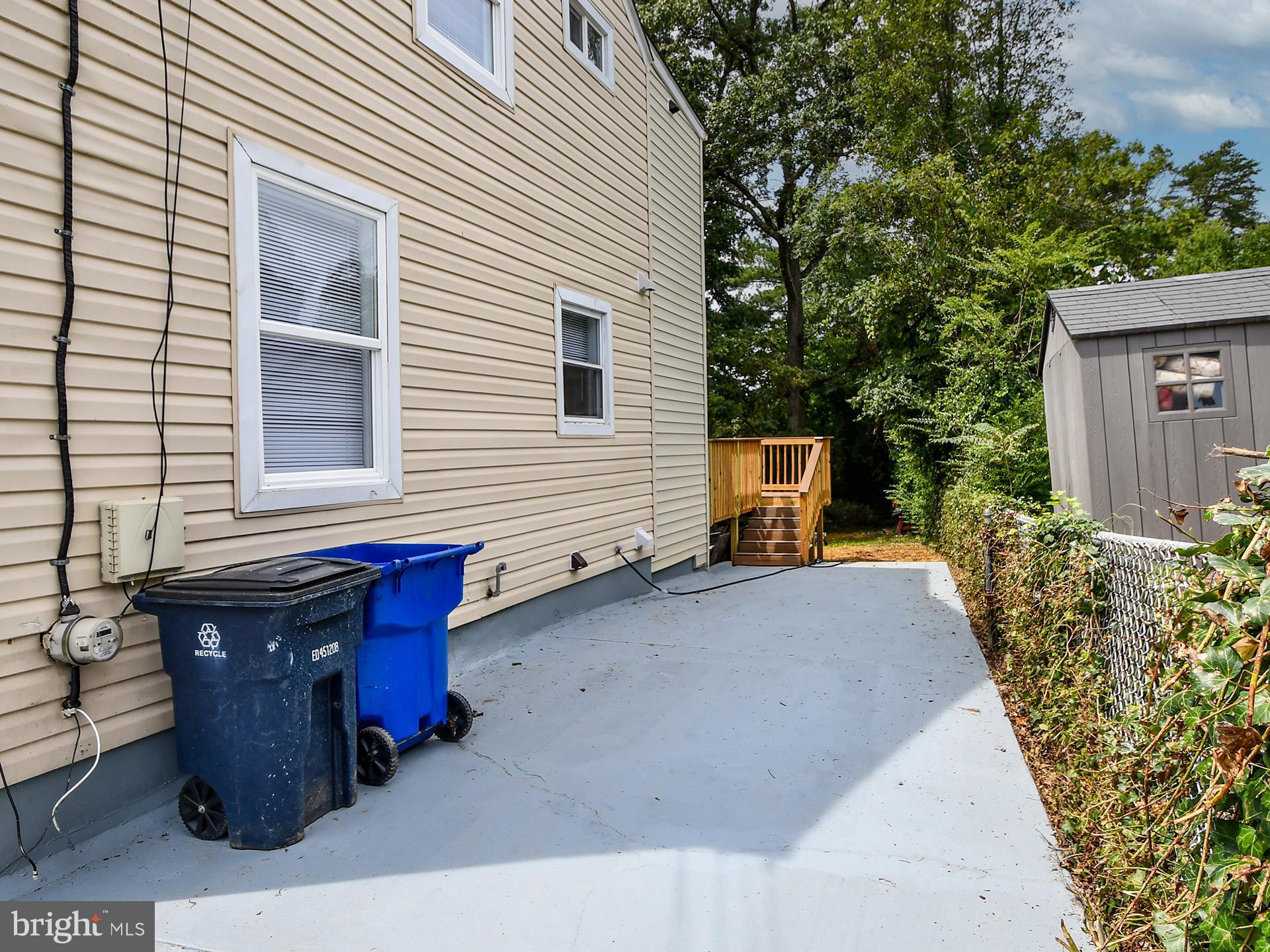 LANDOVER HILLS - Residential Lease