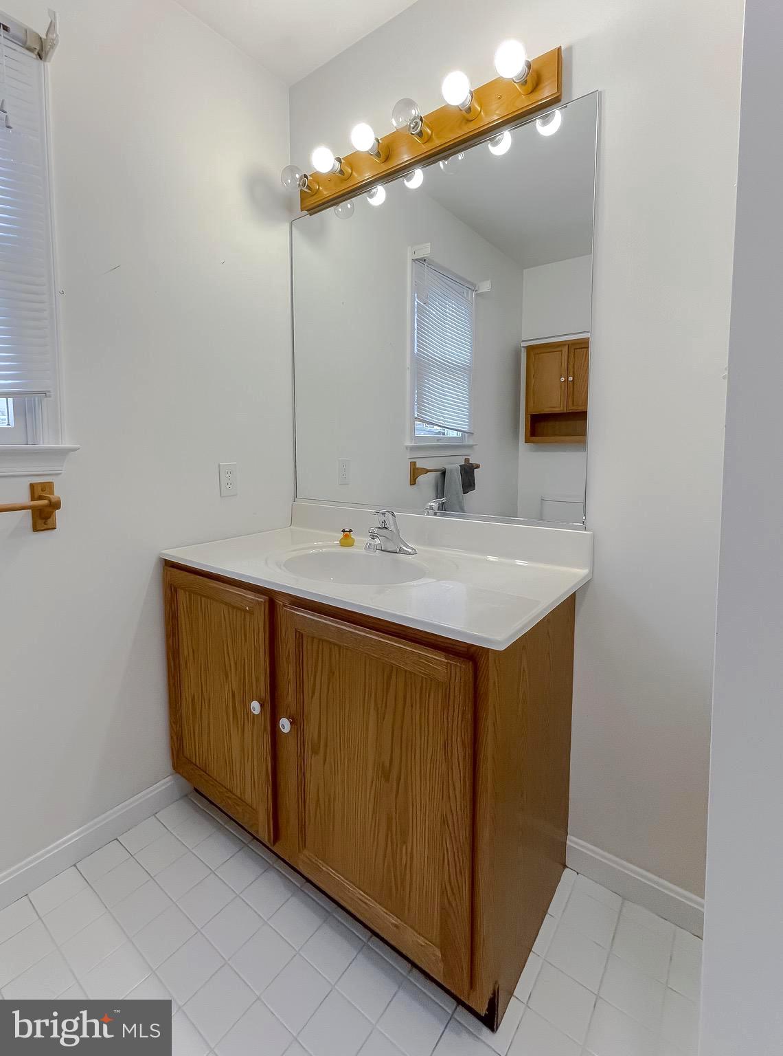 QUEENSTOWN VILLAGE - Residential