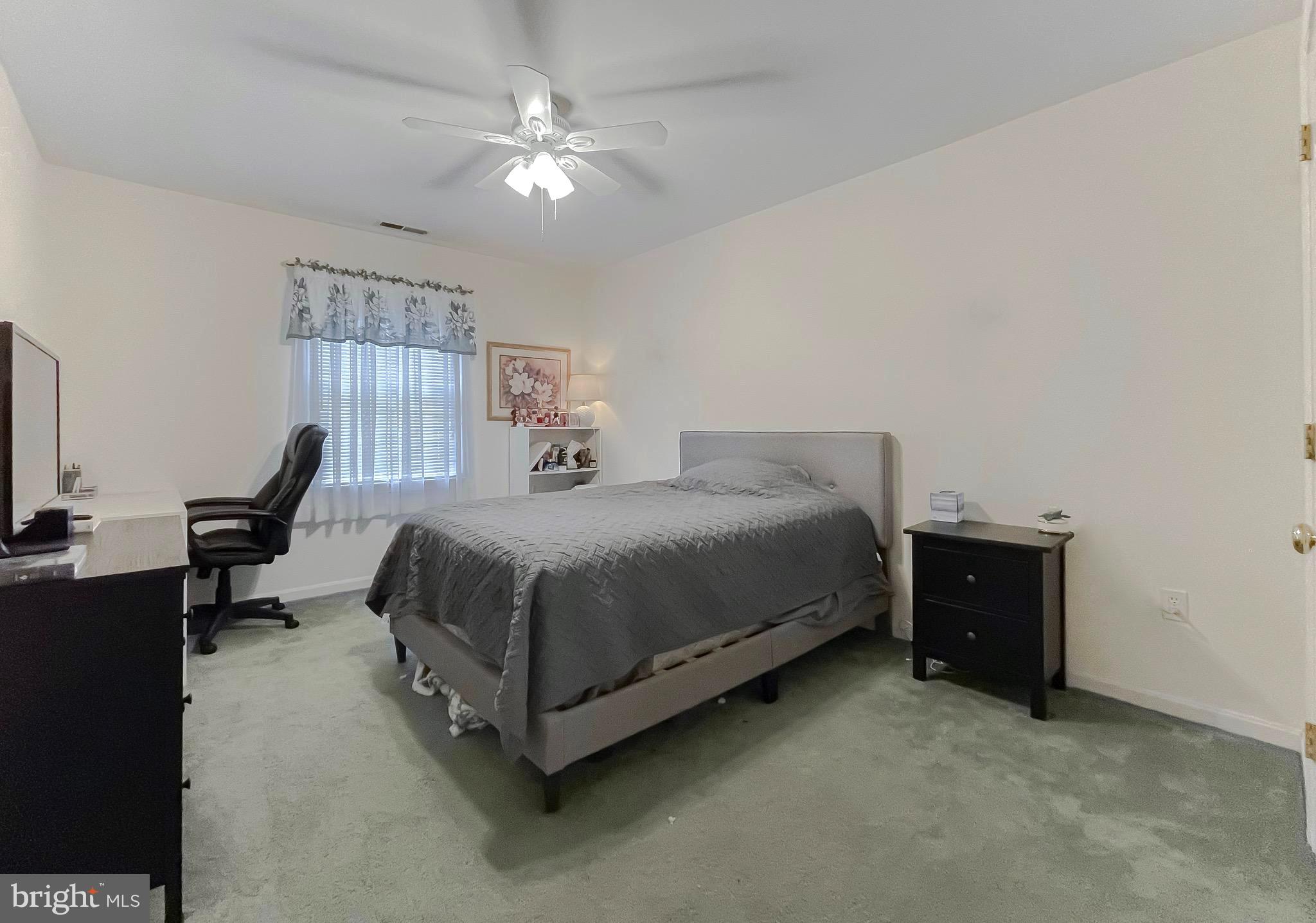 QUEENSTOWN VILLAGE - Residential