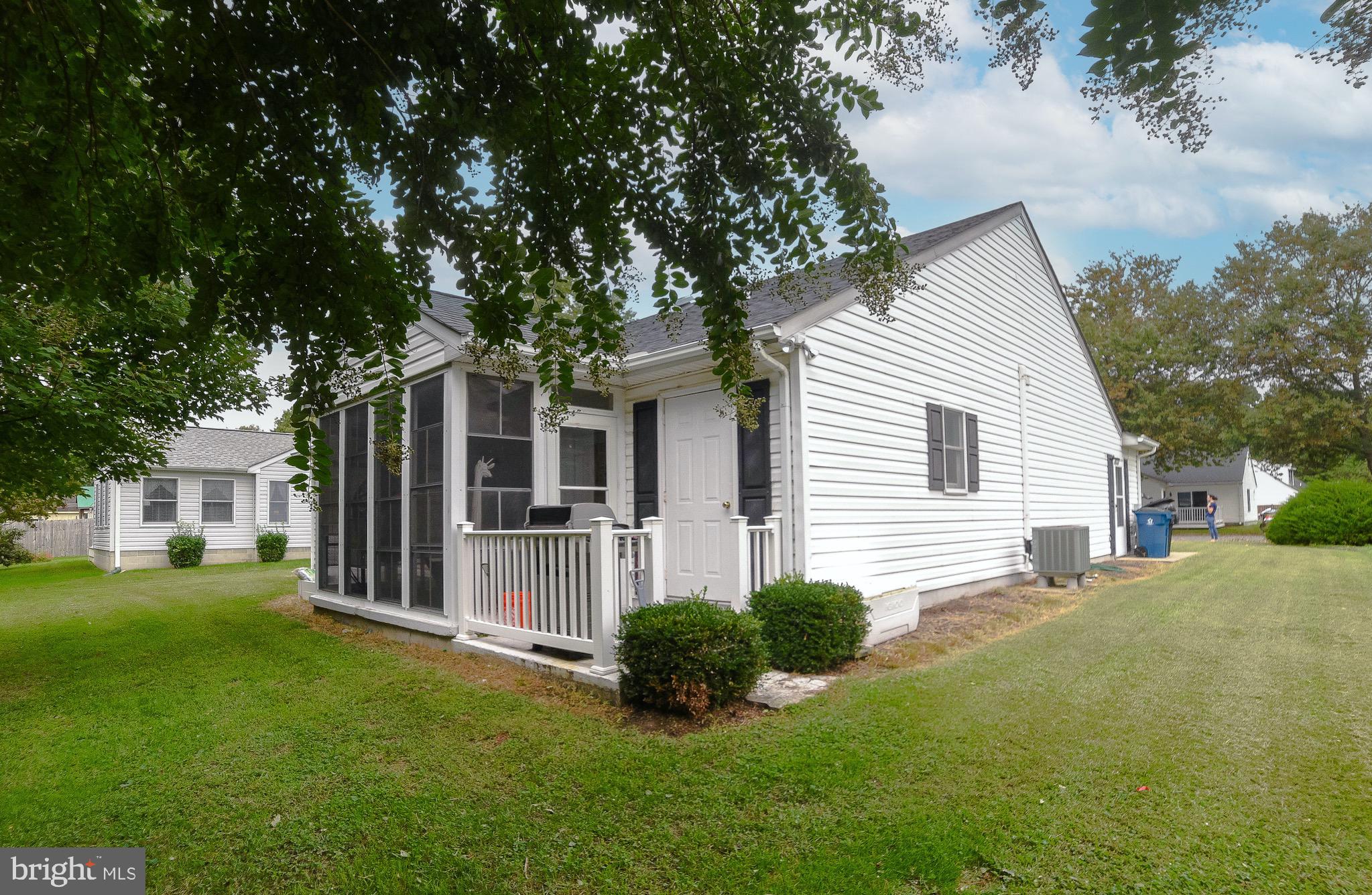 QUEENSTOWN VILLAGE - Residential