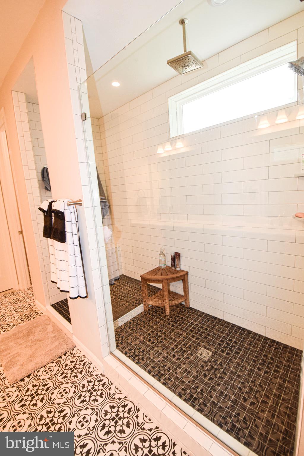 GILMER WOODS - Residential