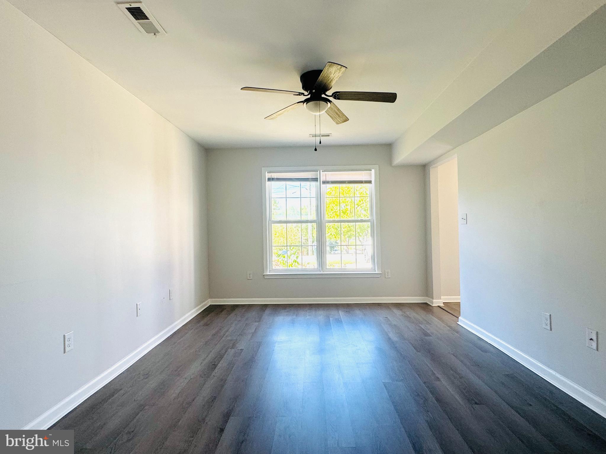 ACADEMY MANOR - Residential