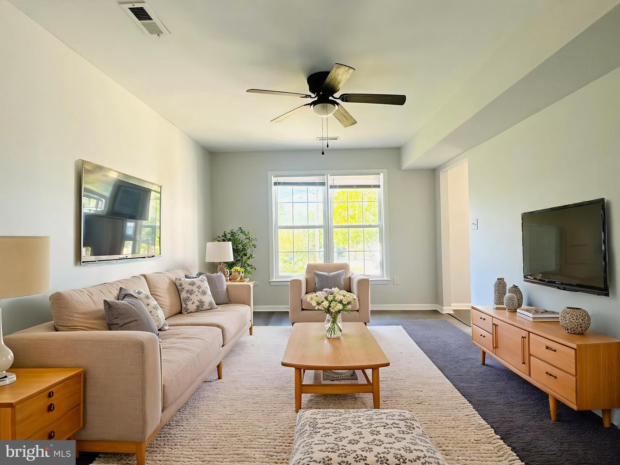 ACADEMY MANOR - Residential