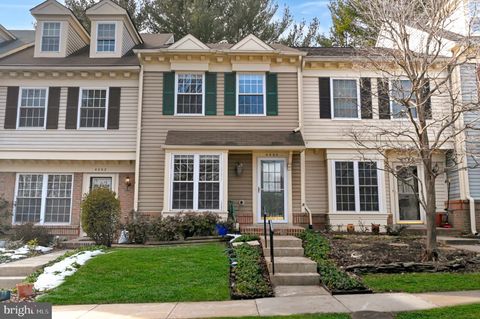 Townhouse For Rent - 6650 Cypress Point Road<br/> ALEXANDRIA, VA 22312