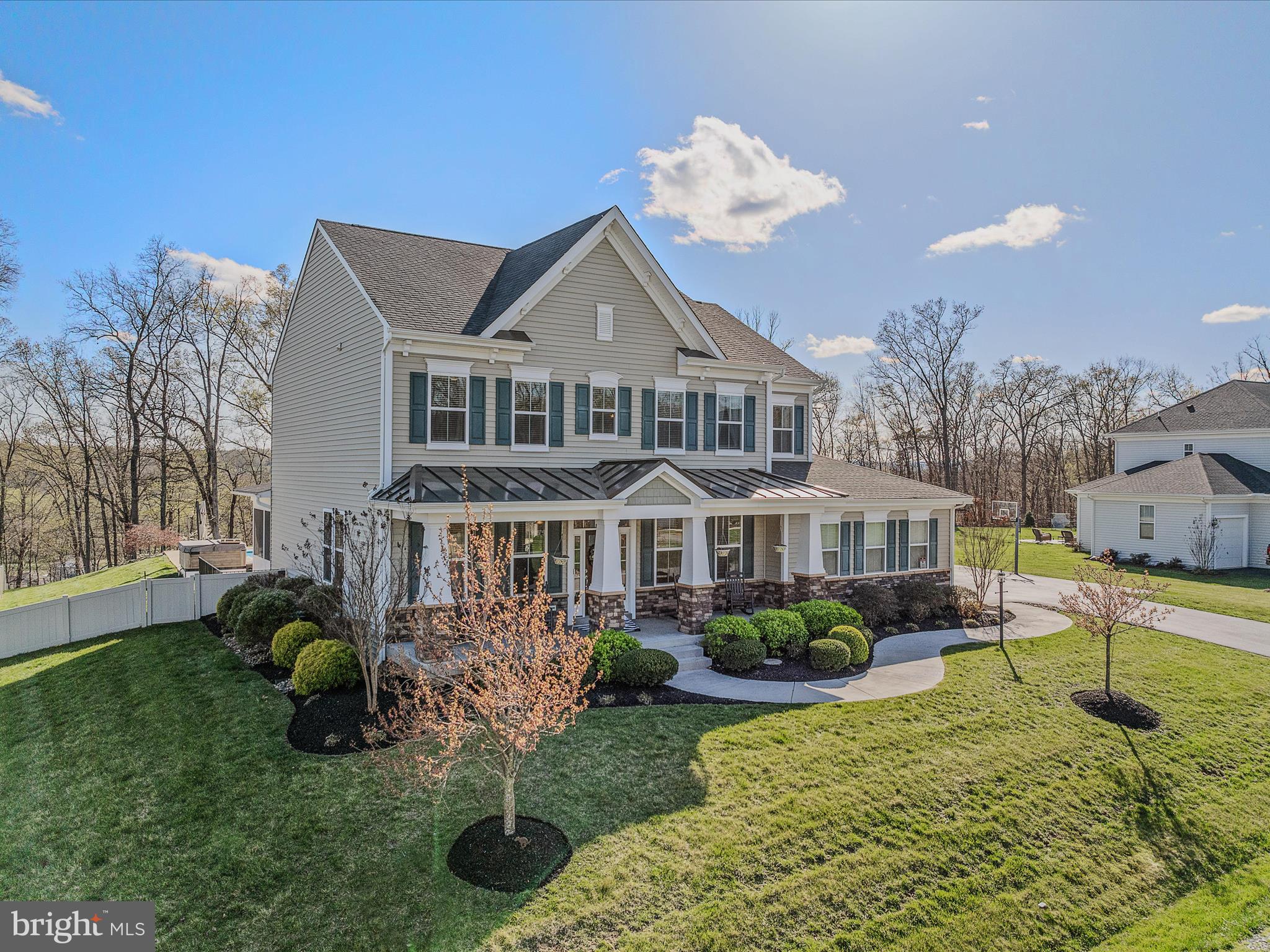 BROOKFIELD ON THE POTOMAC - Residential
