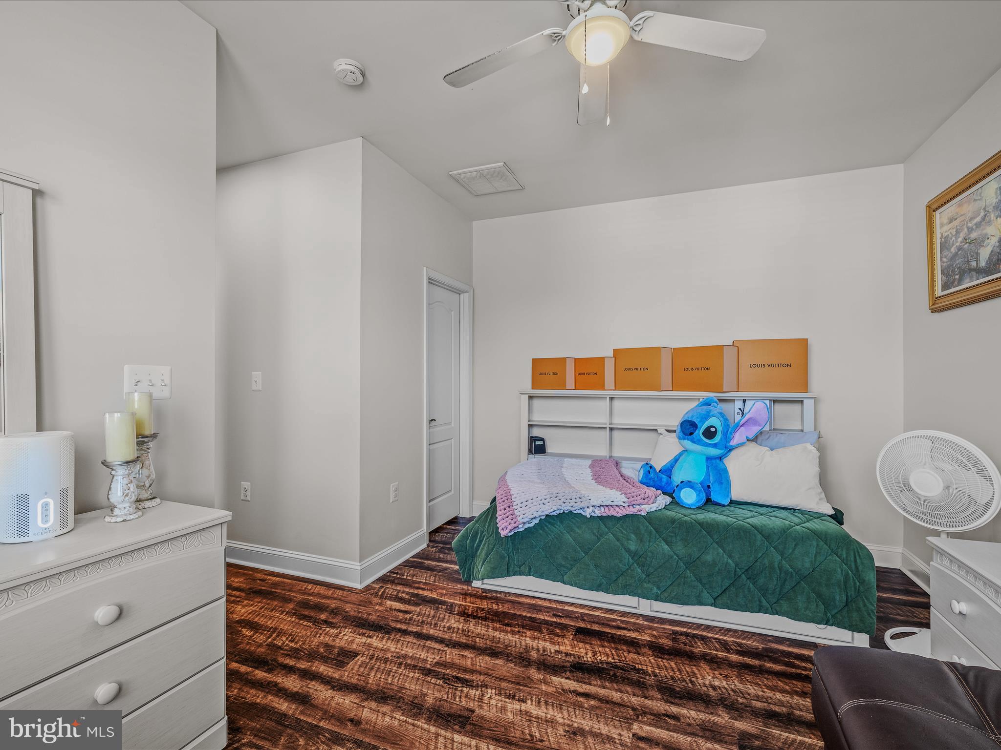 BROOKFIELD ON THE POTOMAC - Residential