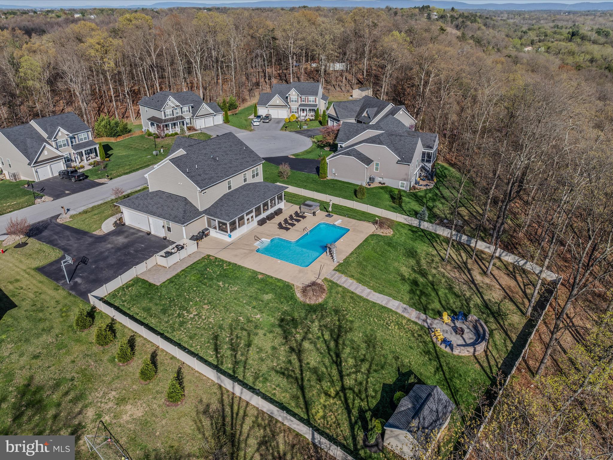 BROOKFIELD ON THE POTOMAC - Residential