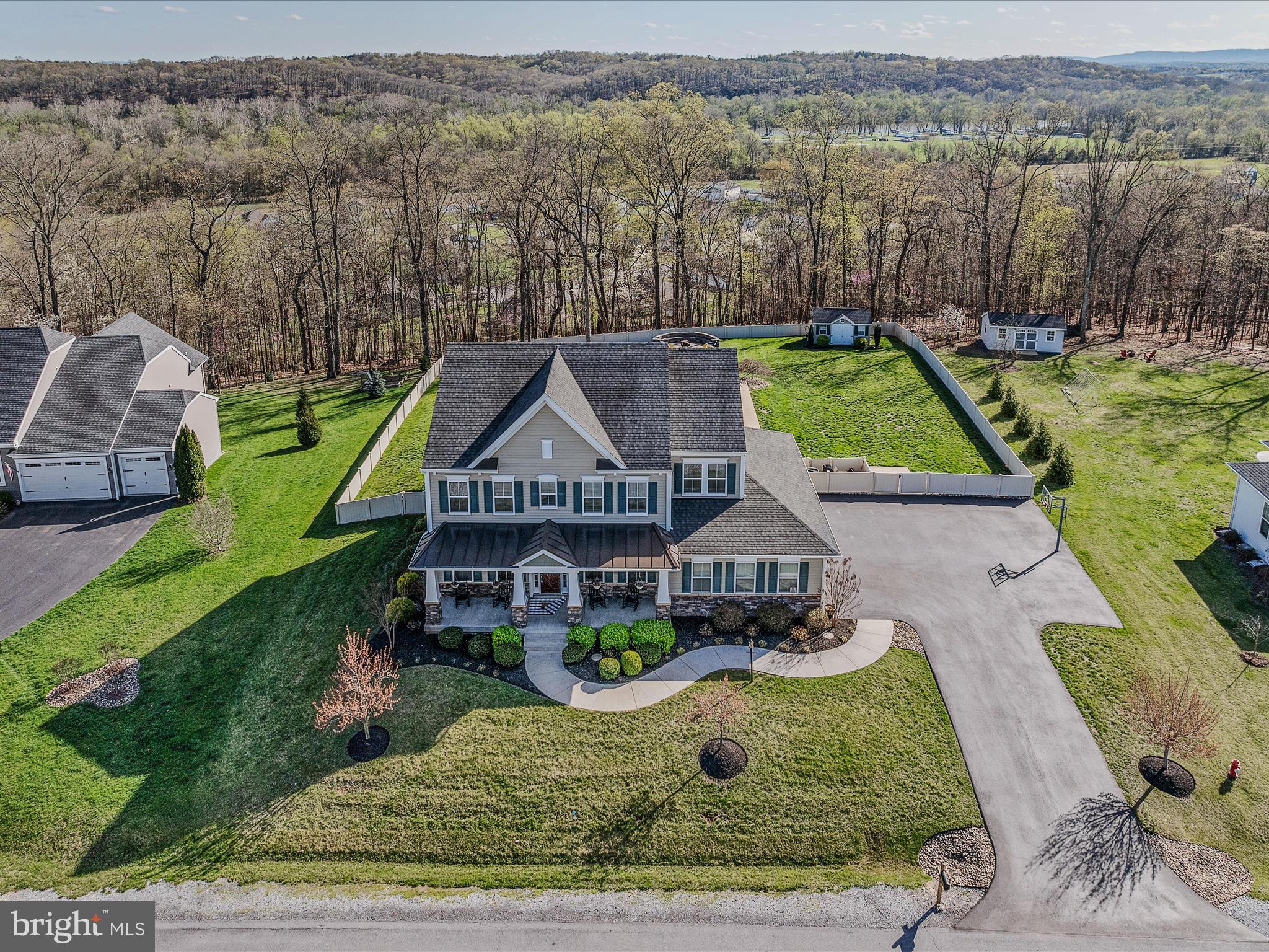 BROOKFIELD ON THE POTOMAC - Residential