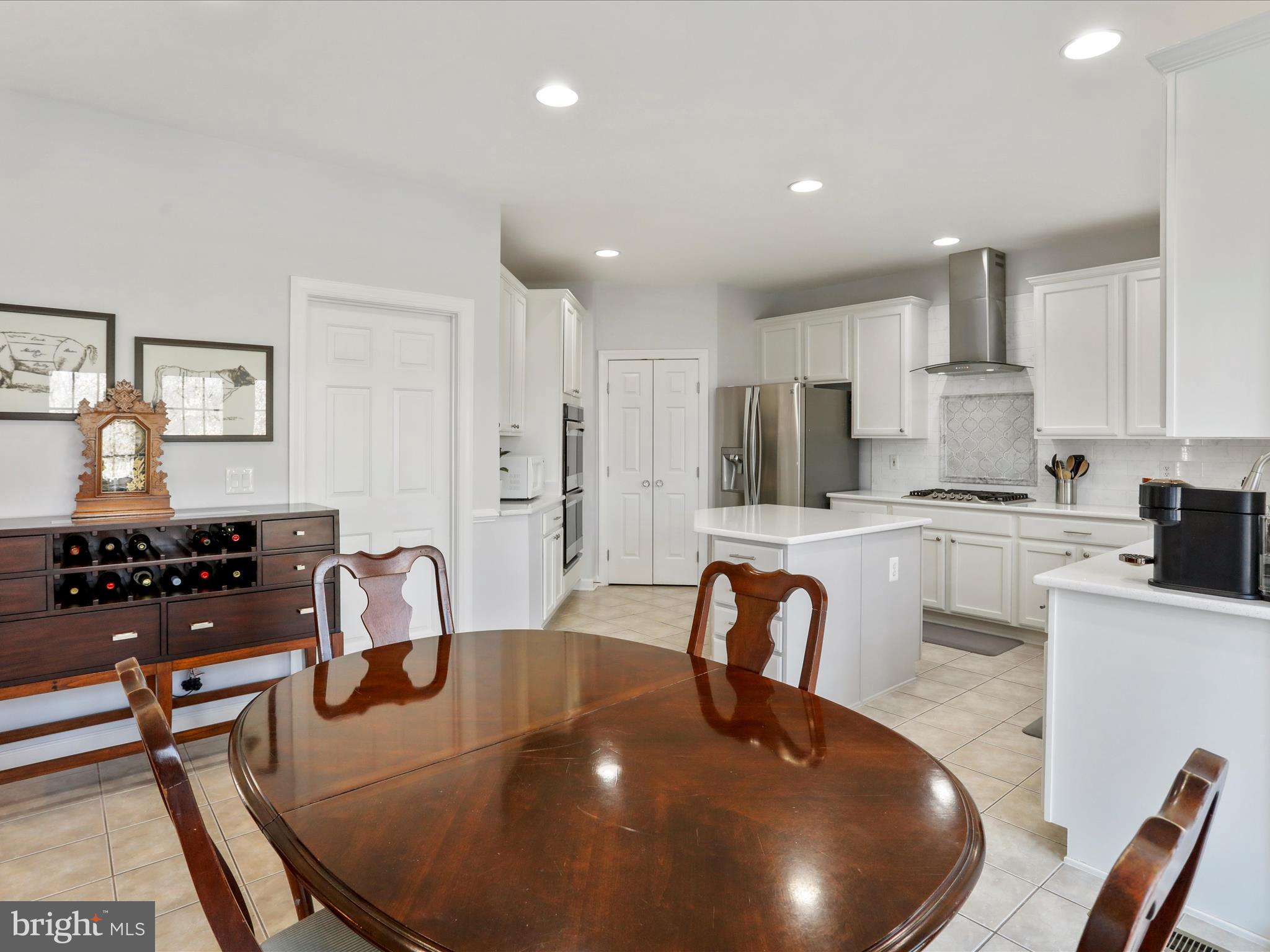 DEVEREAUX ESTATES - Residential