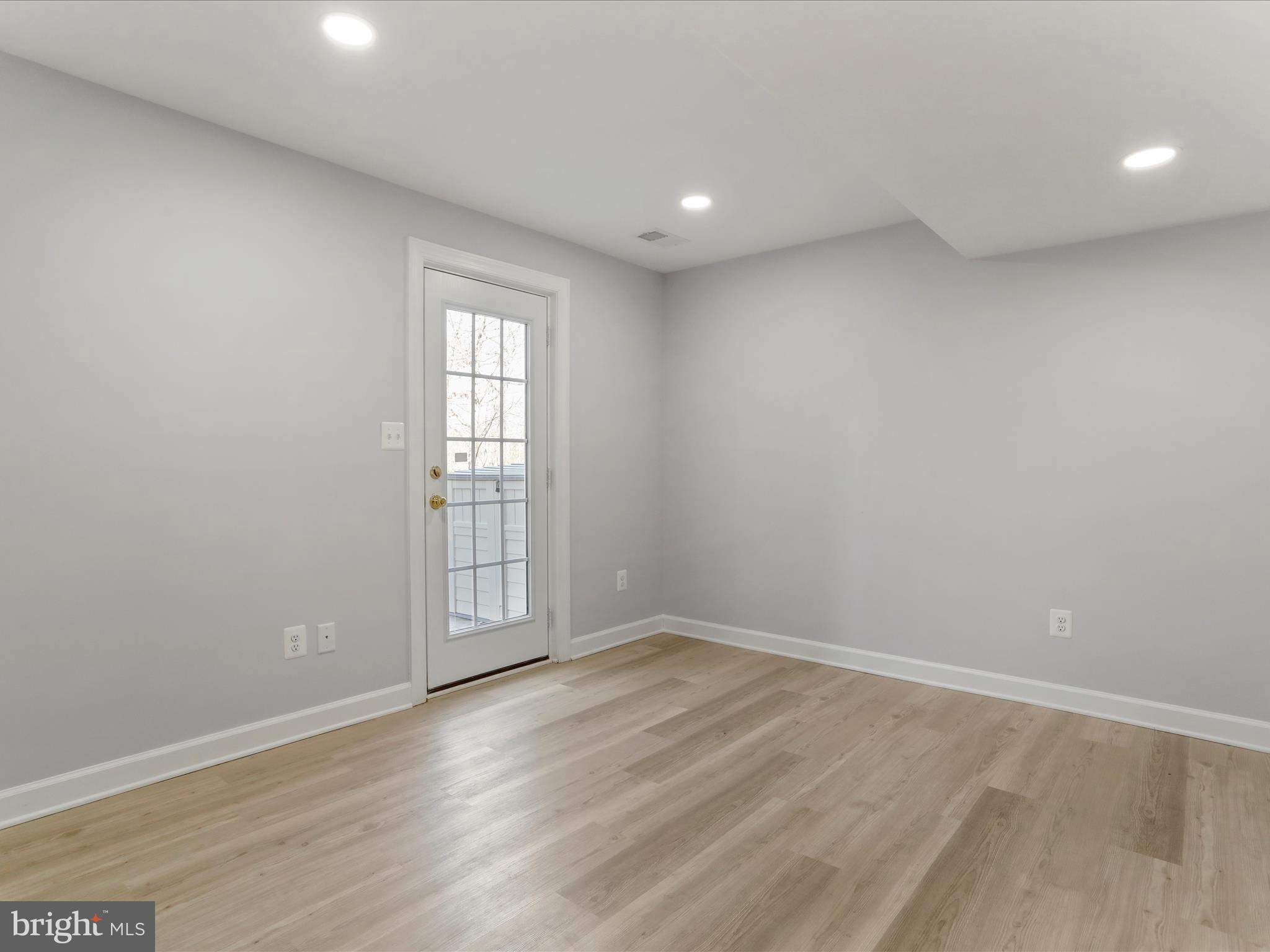 DEVEREAUX ESTATES - Residential