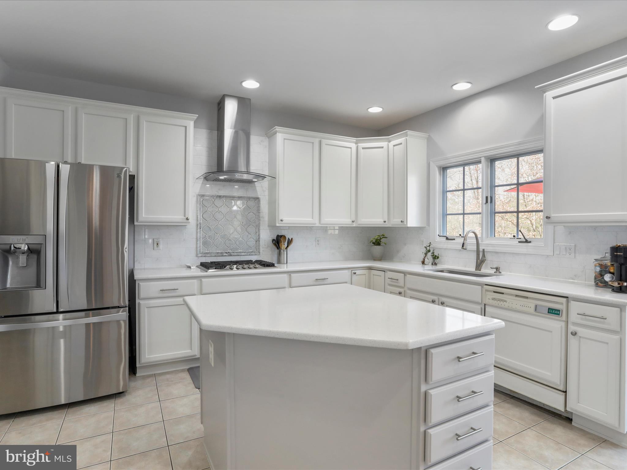 DEVEREAUX ESTATES - Residential