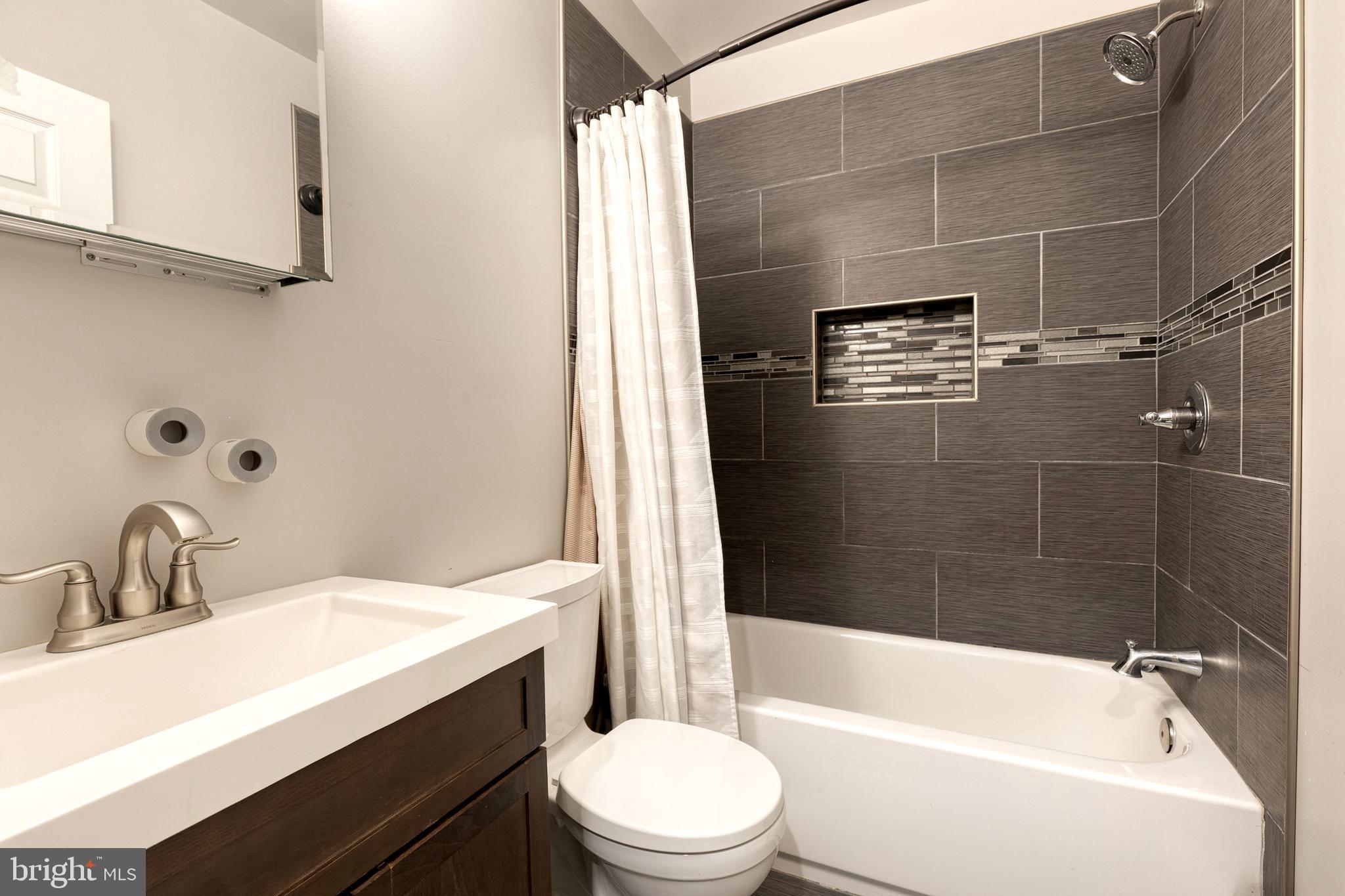 BREWERS HILL - Residential Lease