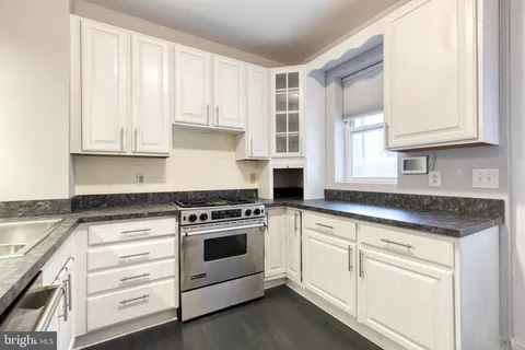 MLS: MDBA2160422