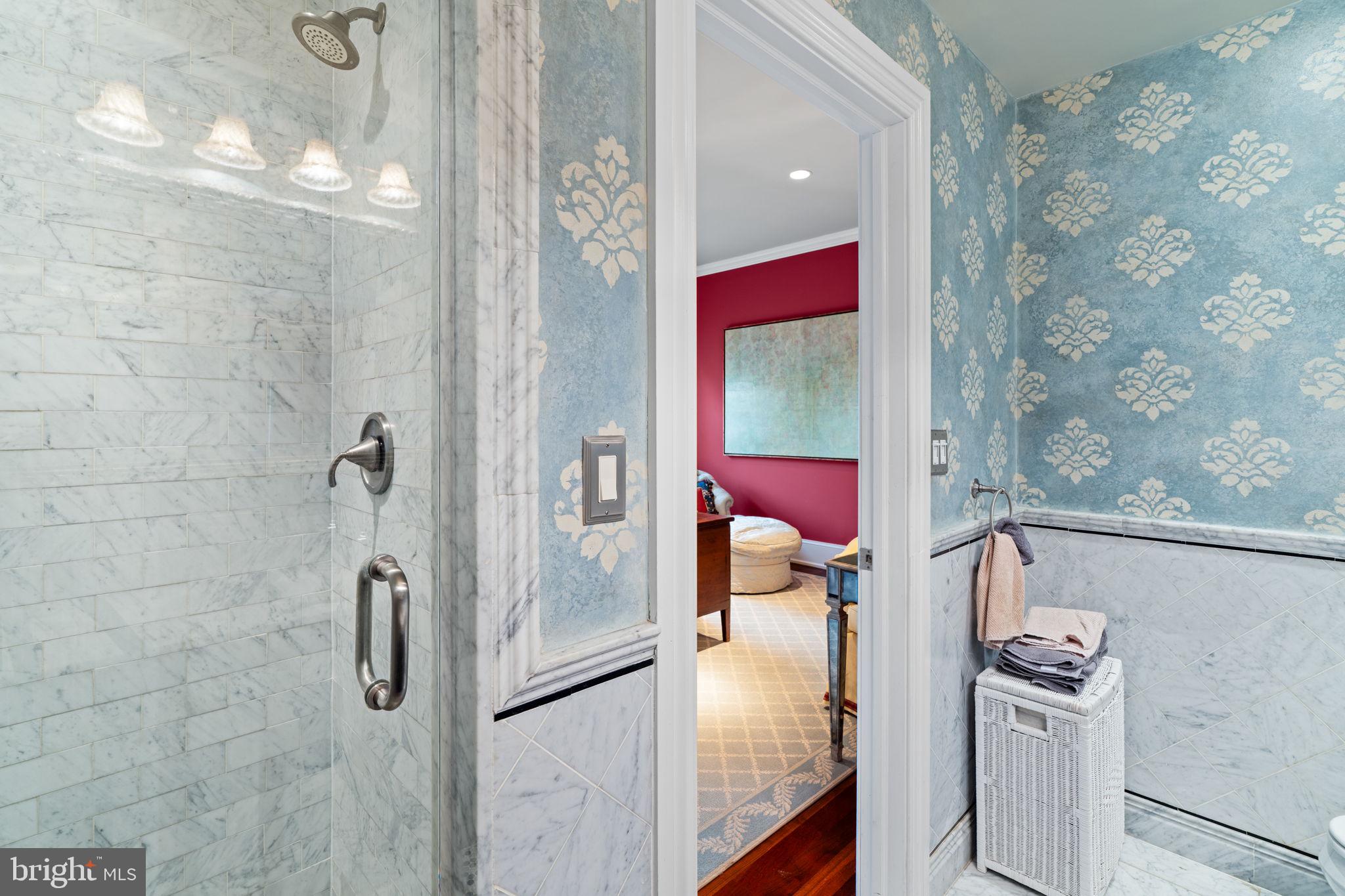 SOCIETY HILL - Residential