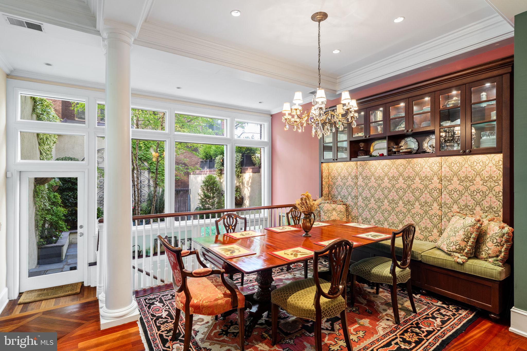 SOCIETY HILL - Residential