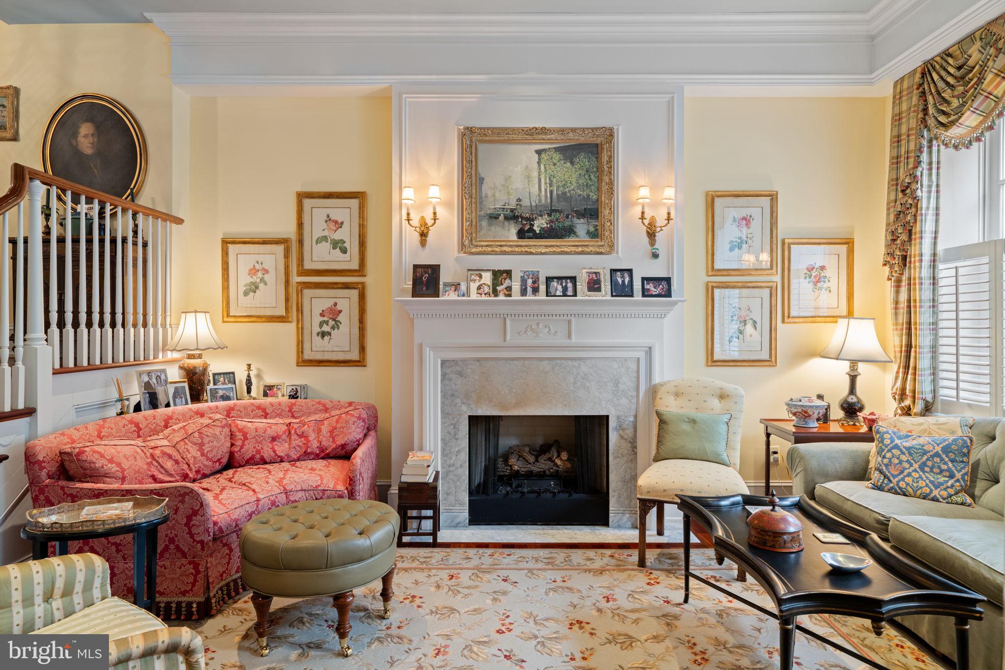 SOCIETY HILL - Residential