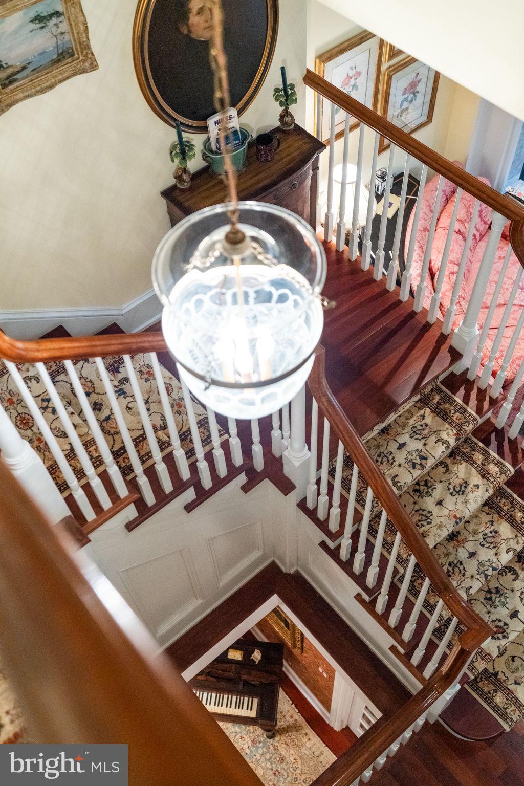 SOCIETY HILL - Residential