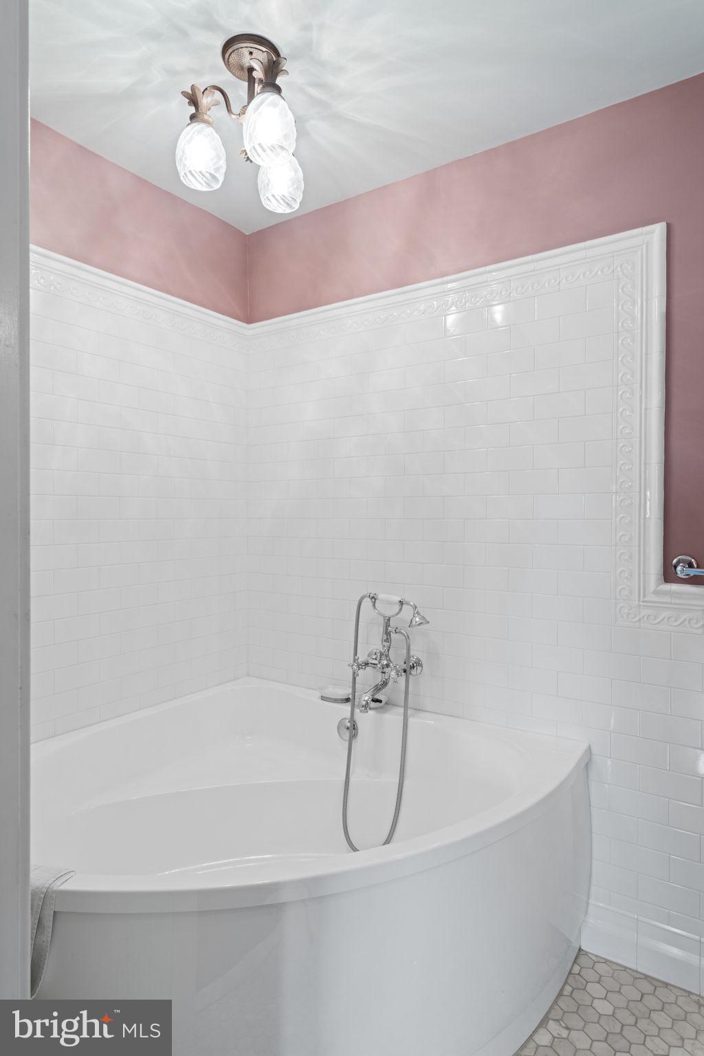 SOCIETY HILL - Residential