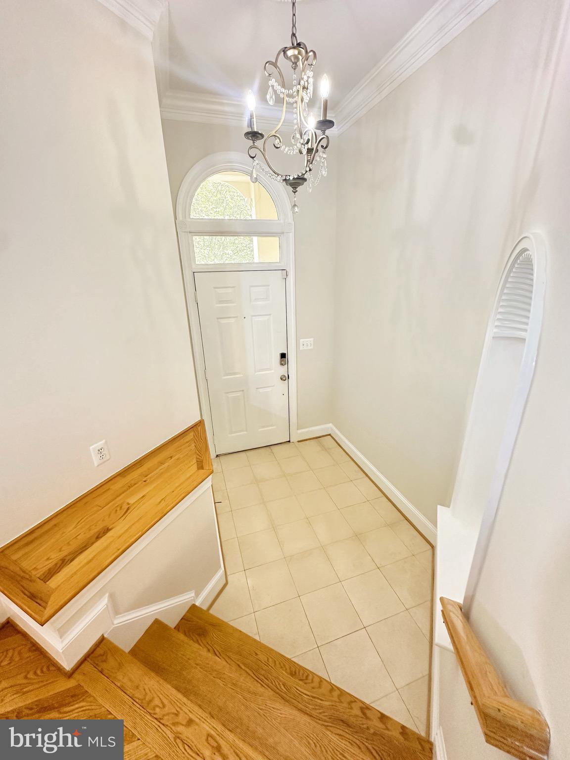 9904 FOXBOROUGH CIRCLE