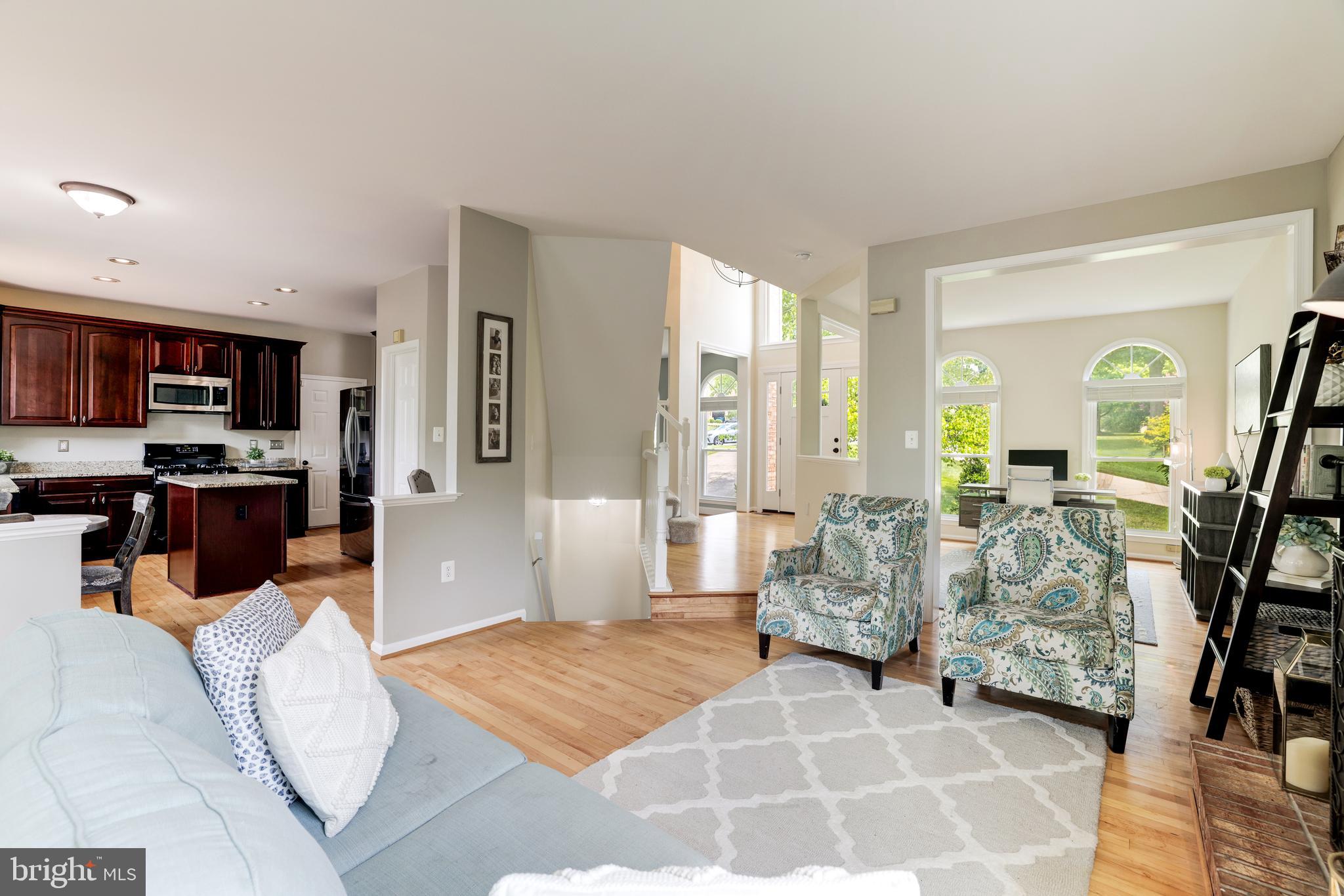 CHANTILLY HIGHLANDS - Residential