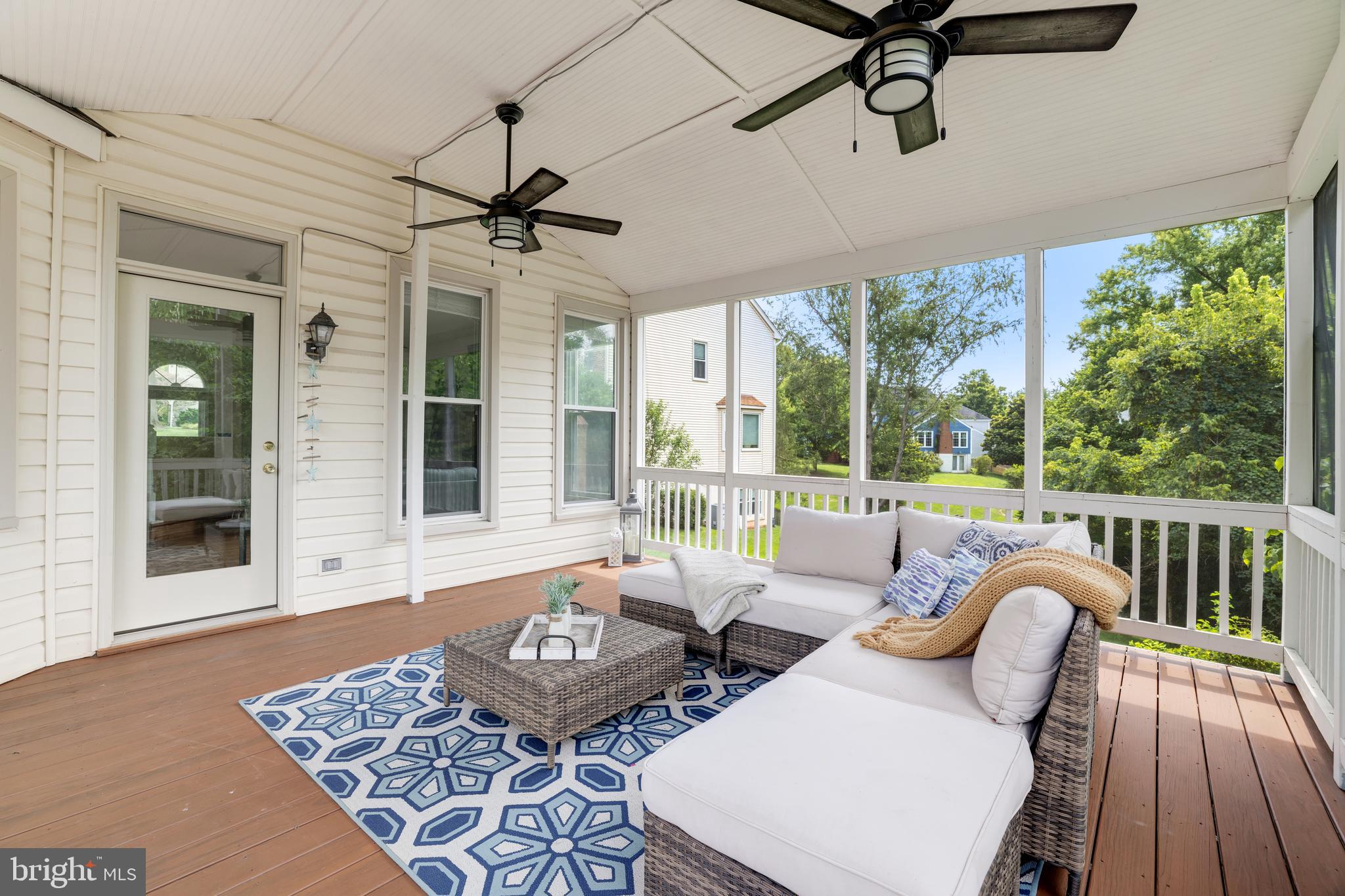 CHANTILLY HIGHLANDS - Residential