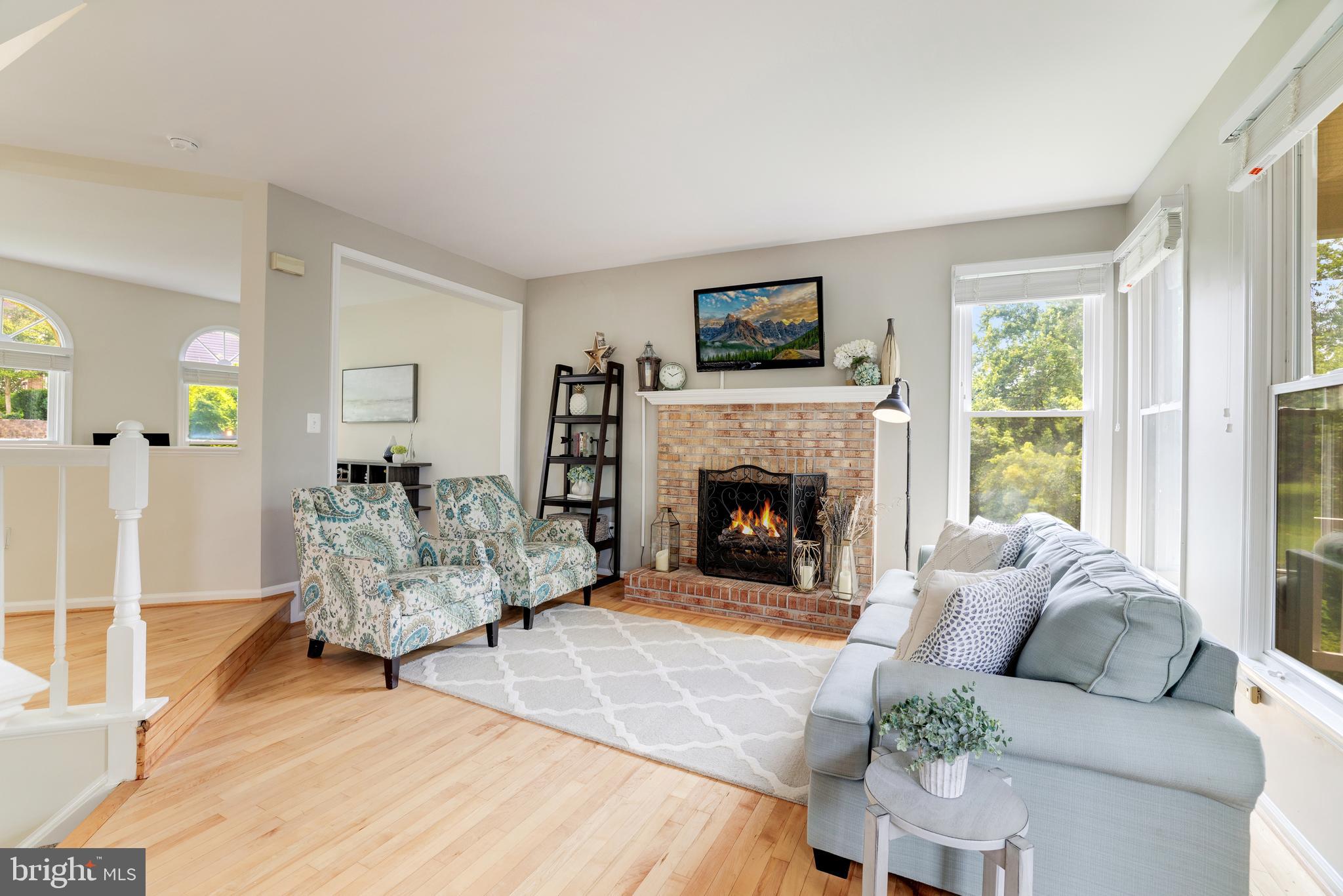 CHANTILLY HIGHLANDS - Residential