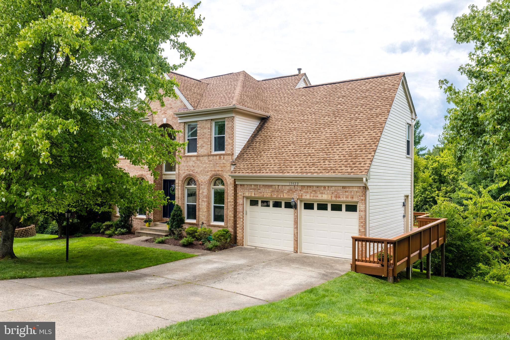 CHANTILLY HIGHLANDS - Residential