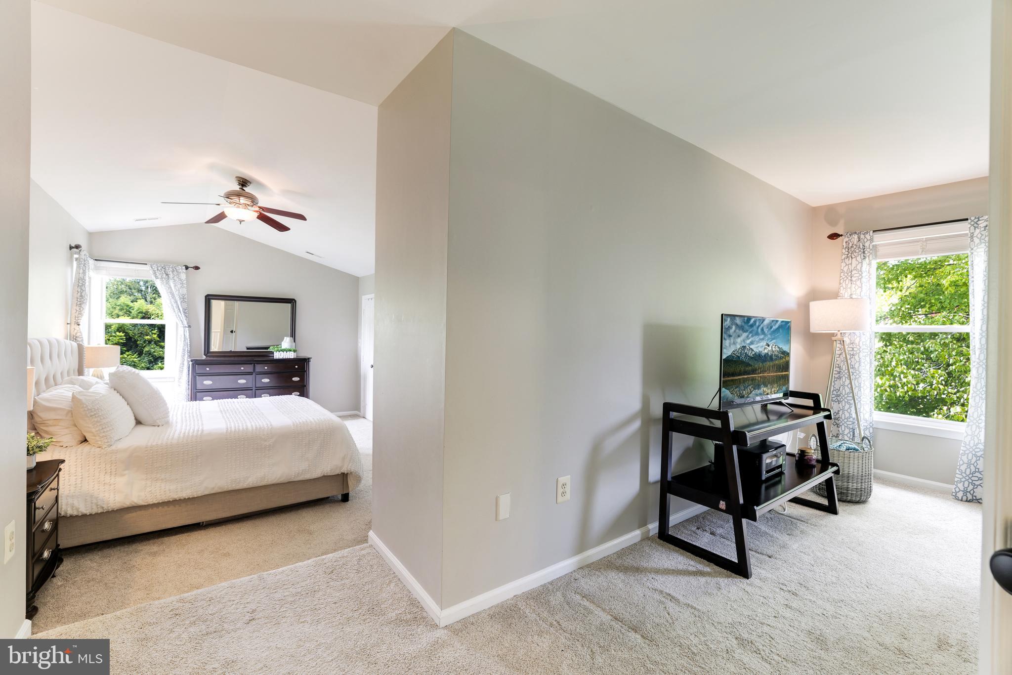 CHANTILLY HIGHLANDS - Residential